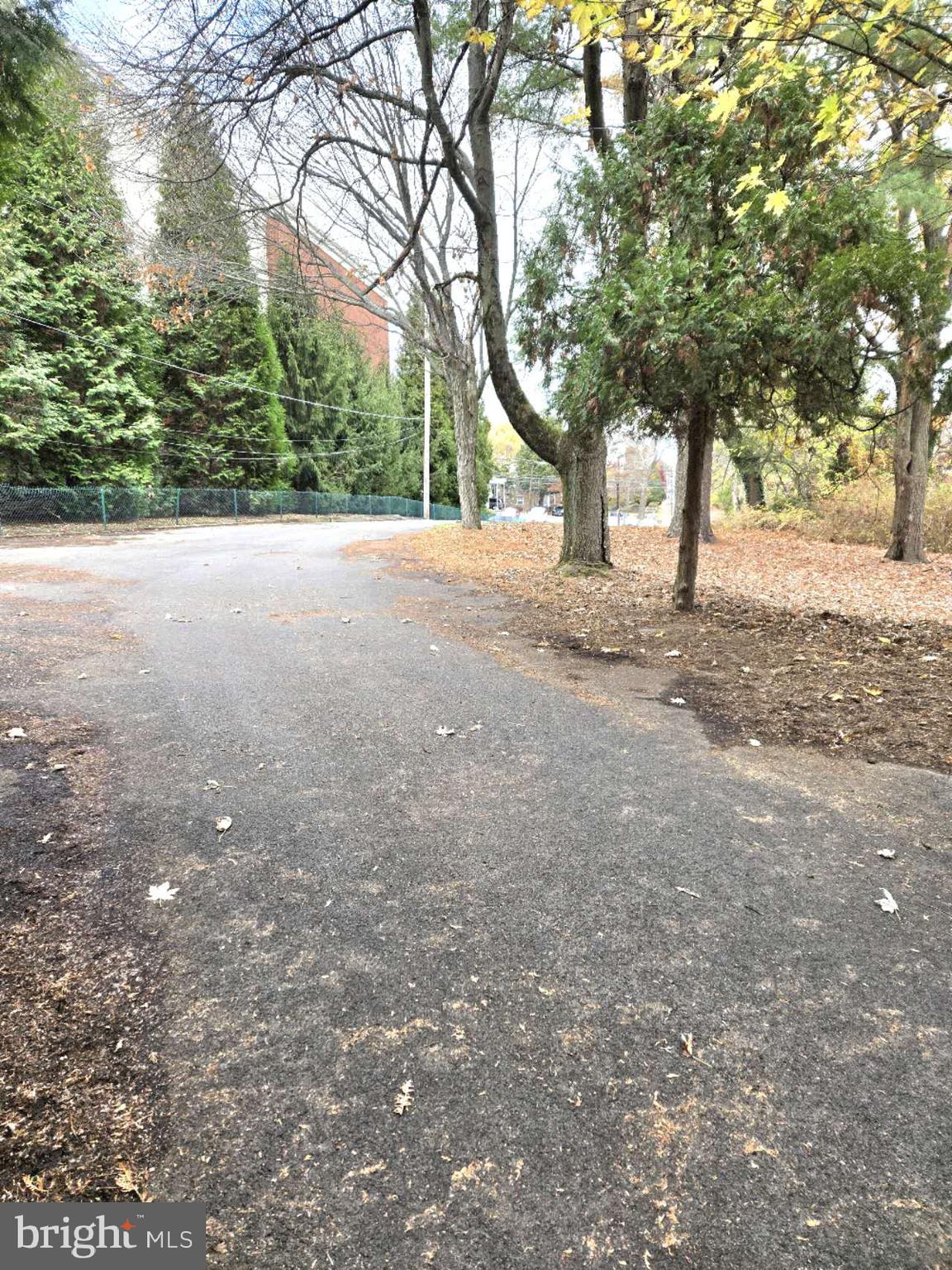 ELKINS PARK - Residential