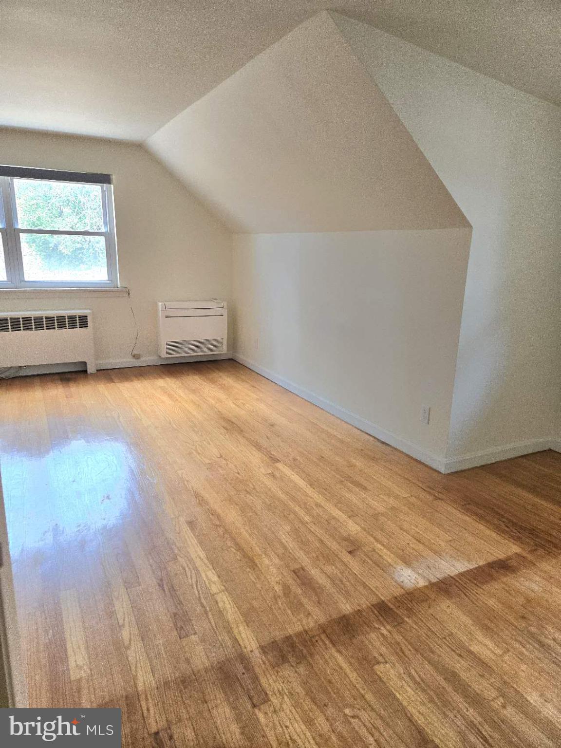 ELKINS PARK - Residential