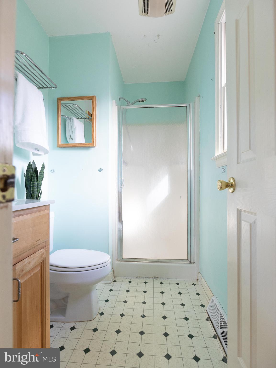 TOWN CREEK MANOR - Residential