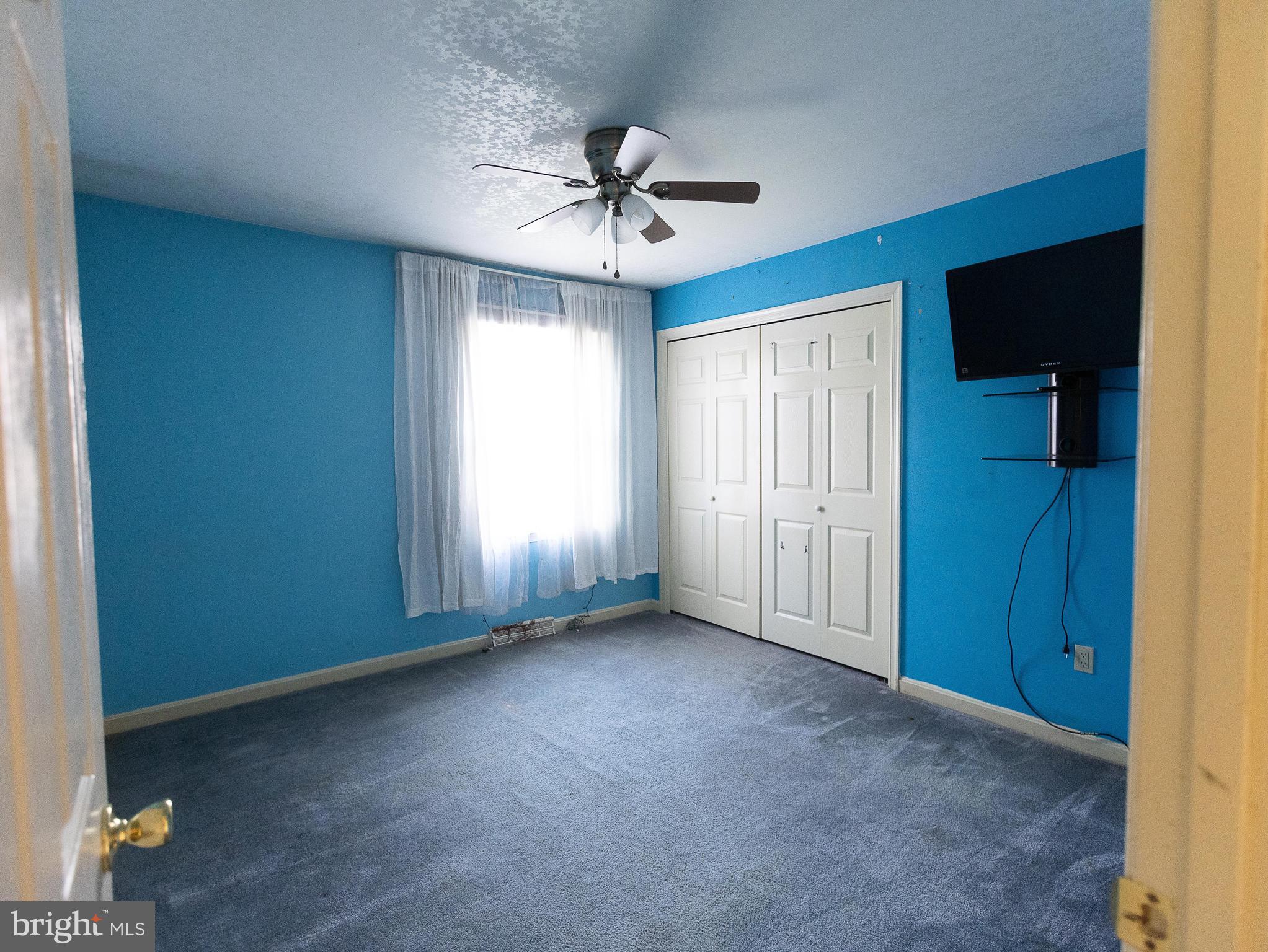 TOWN CREEK MANOR - Residential