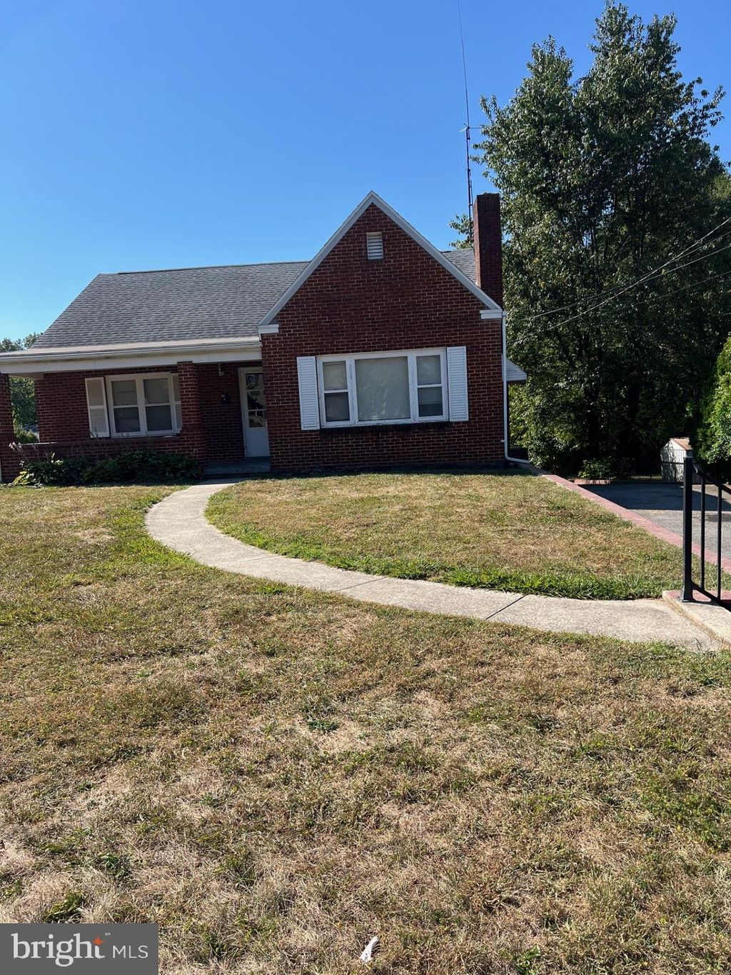Photo of 761 Jefferson Boulevard, HAGERSTOWN, MD 21740 (MLS # MDWA2030020)