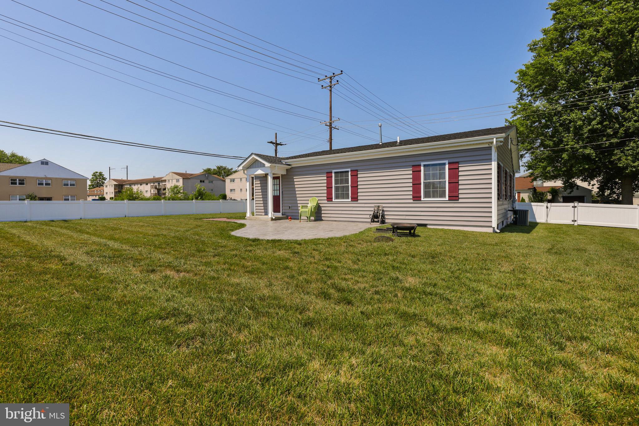 ABERDEEN HILLS - Residential