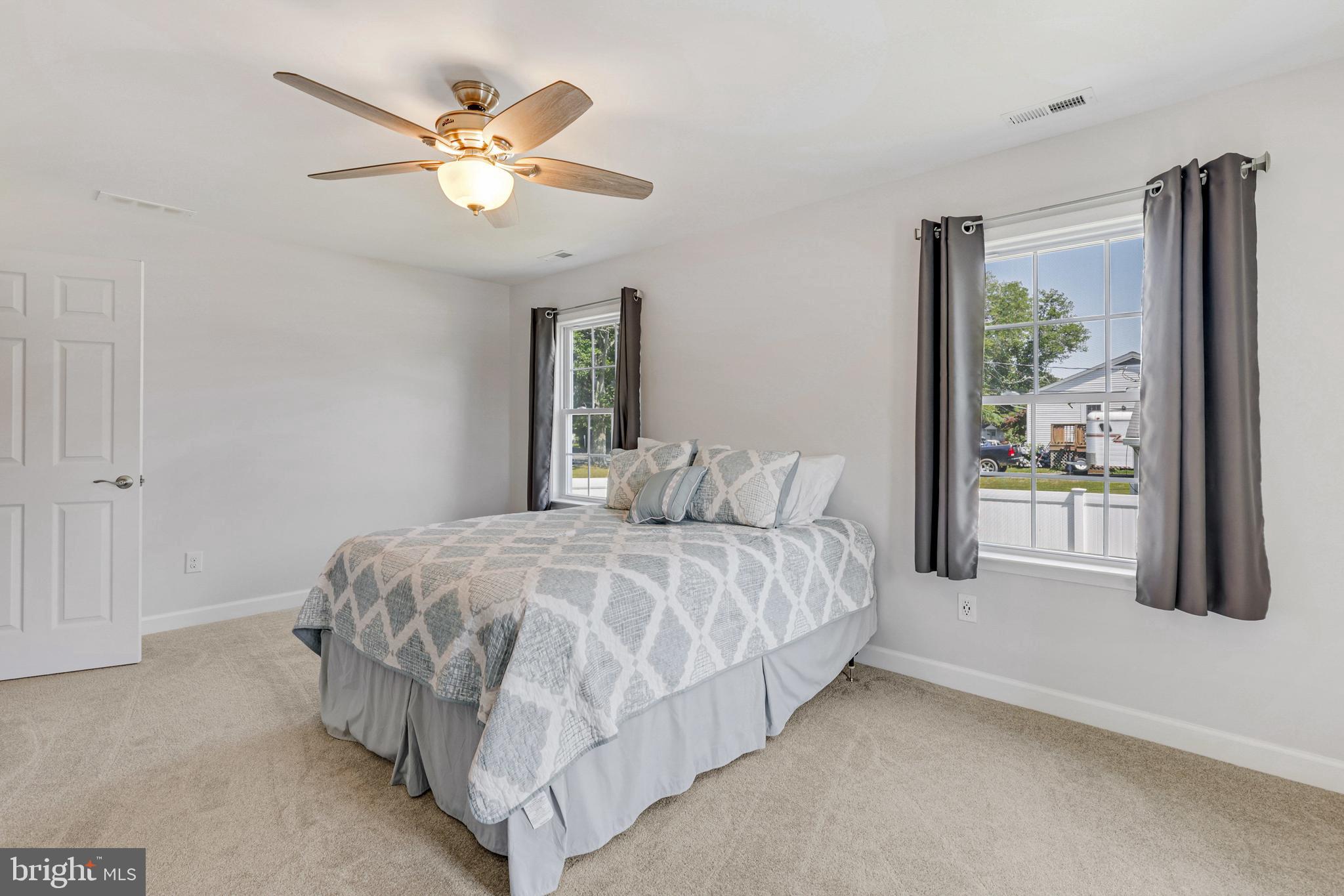 ABERDEEN HILLS - Residential