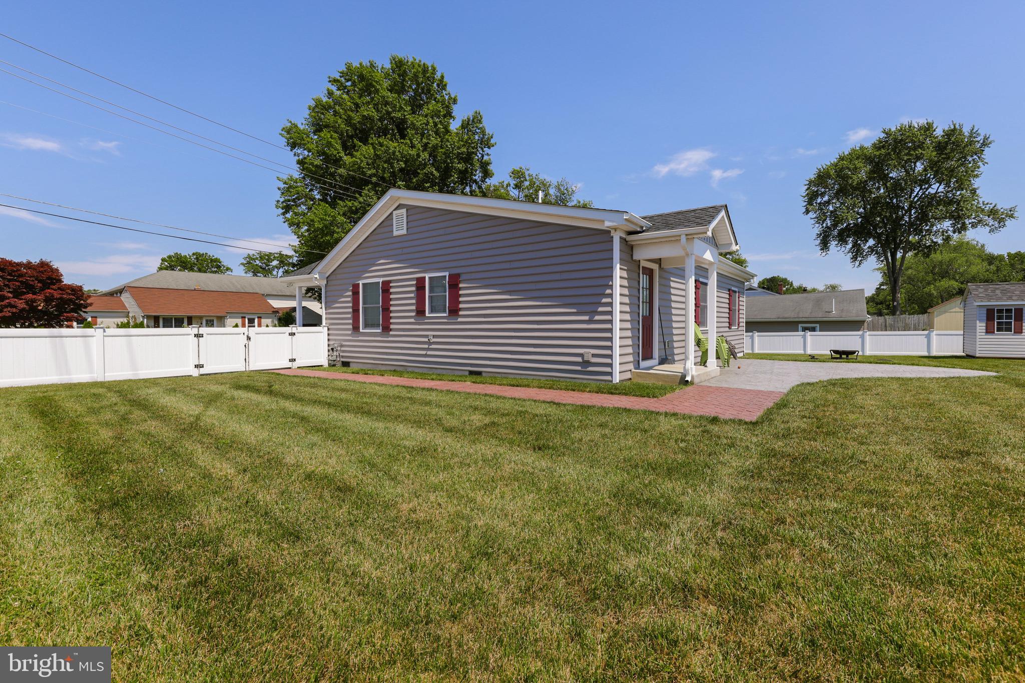 ABERDEEN HILLS - Residential