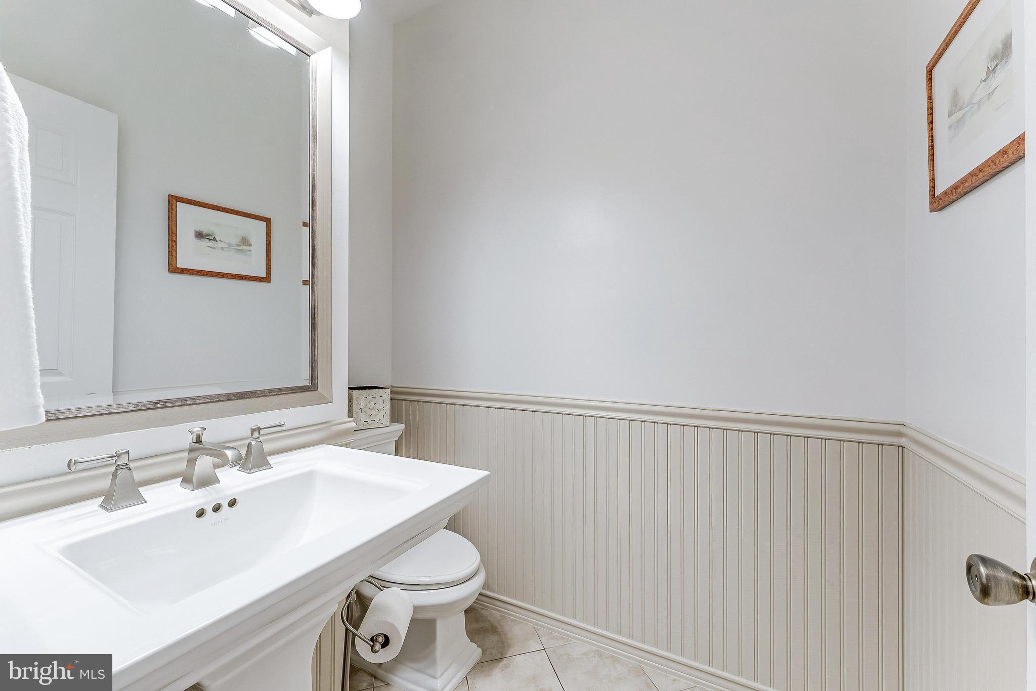 CHANTILLY HIGHLANDS - Residential