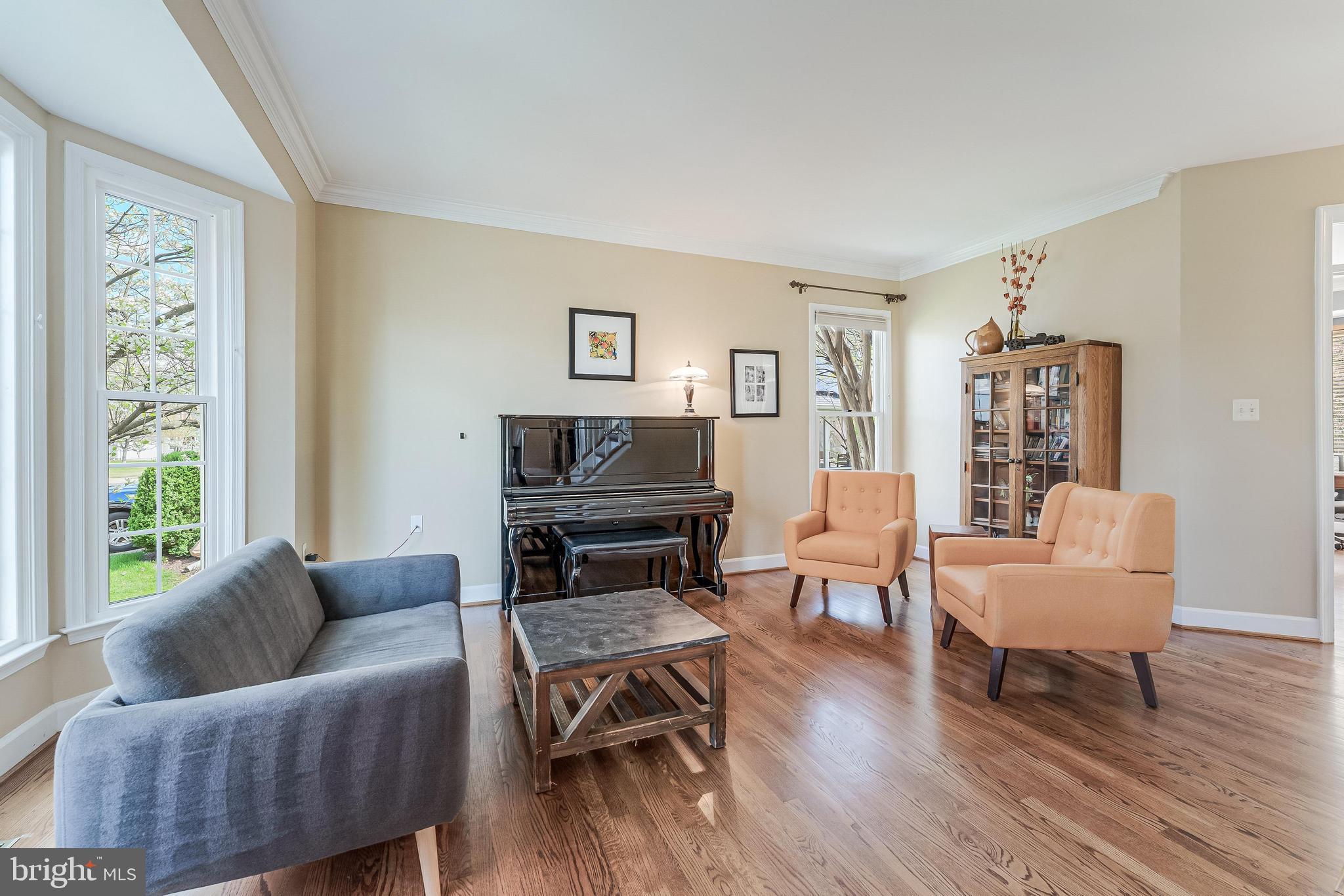 CHANTILLY HIGHLANDS - Residential