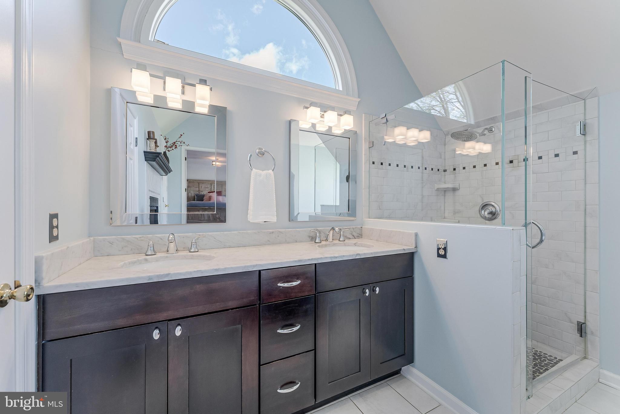 CHANTILLY HIGHLANDS - Residential