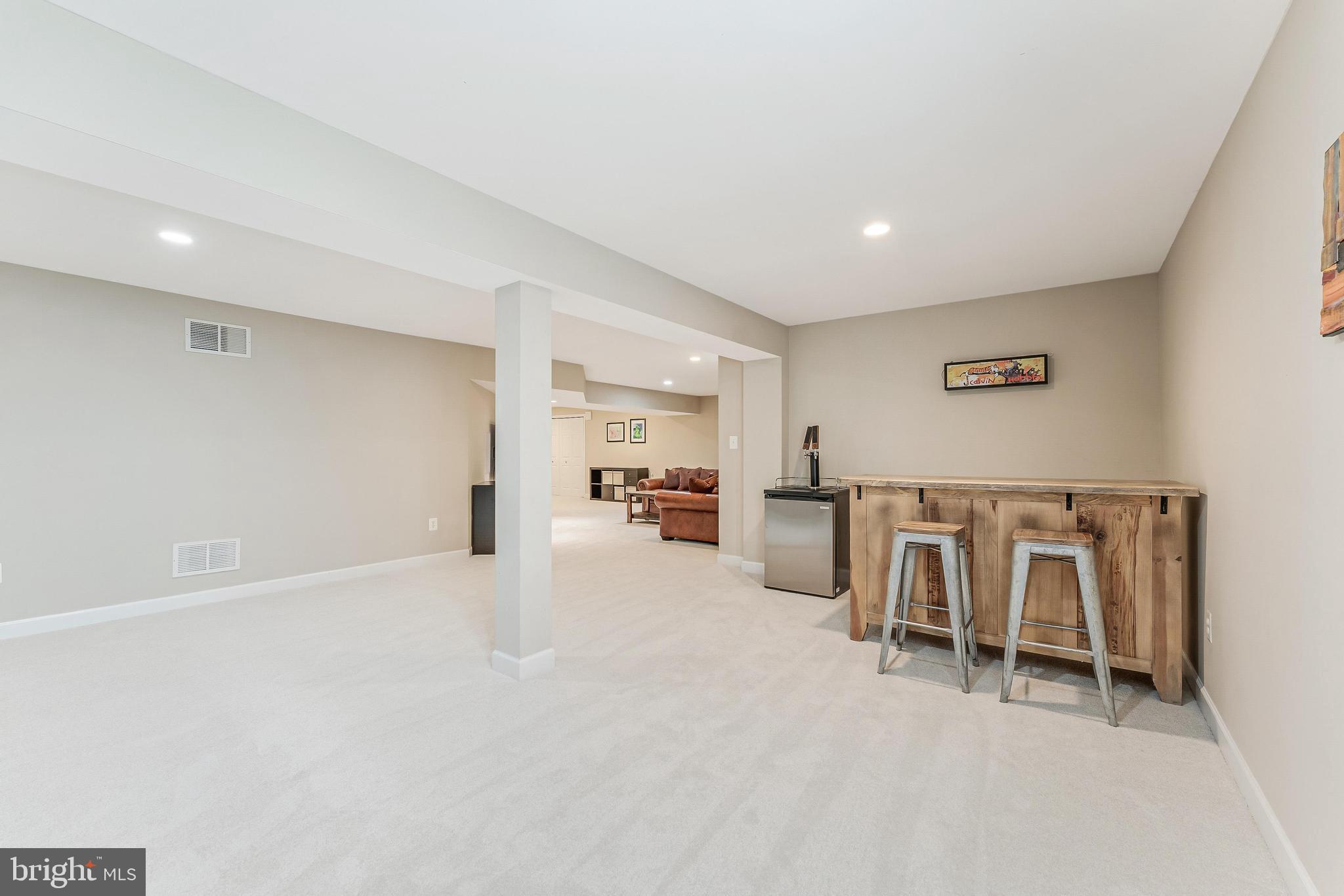 CHANTILLY HIGHLANDS - Residential