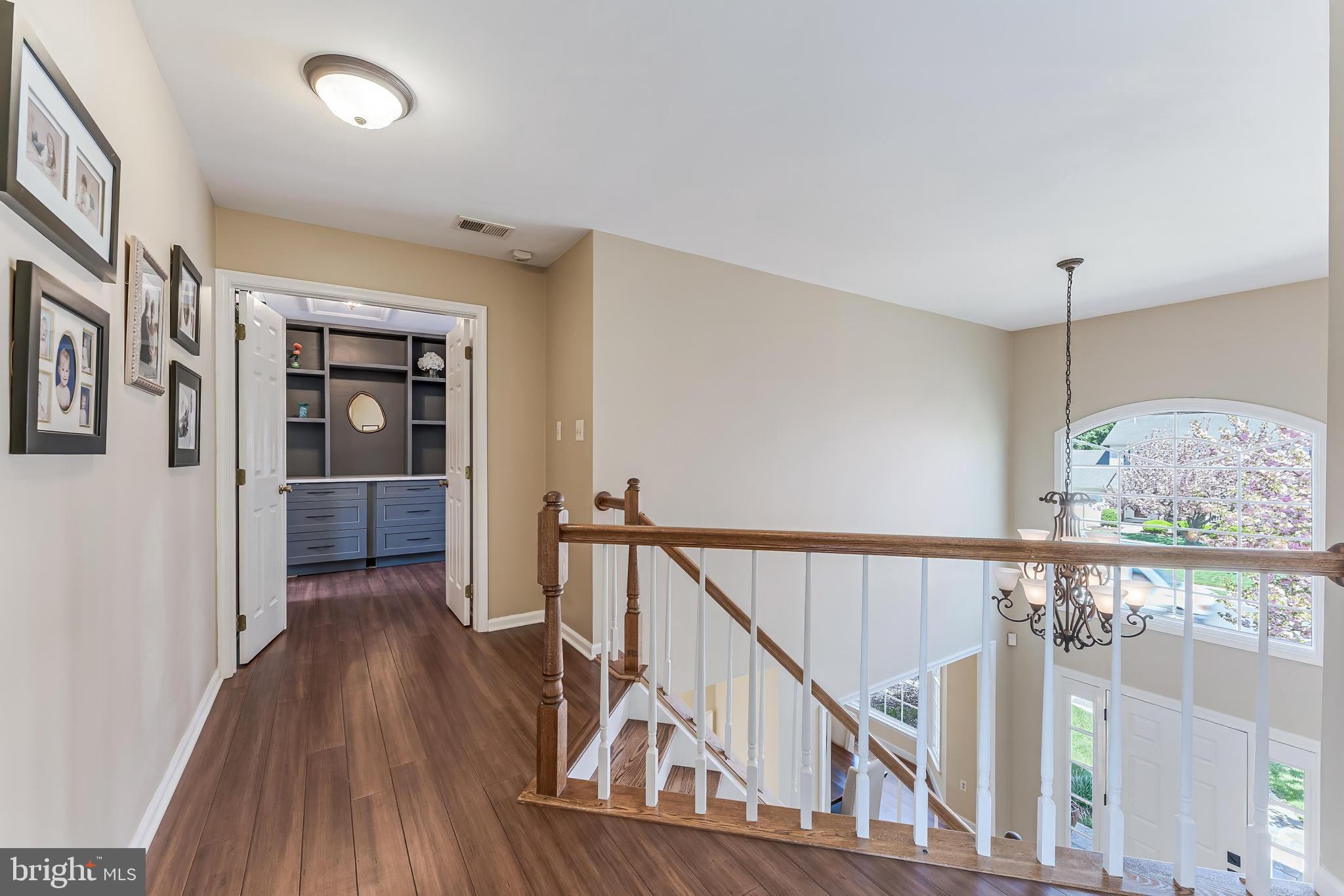 CHANTILLY HIGHLANDS - Residential