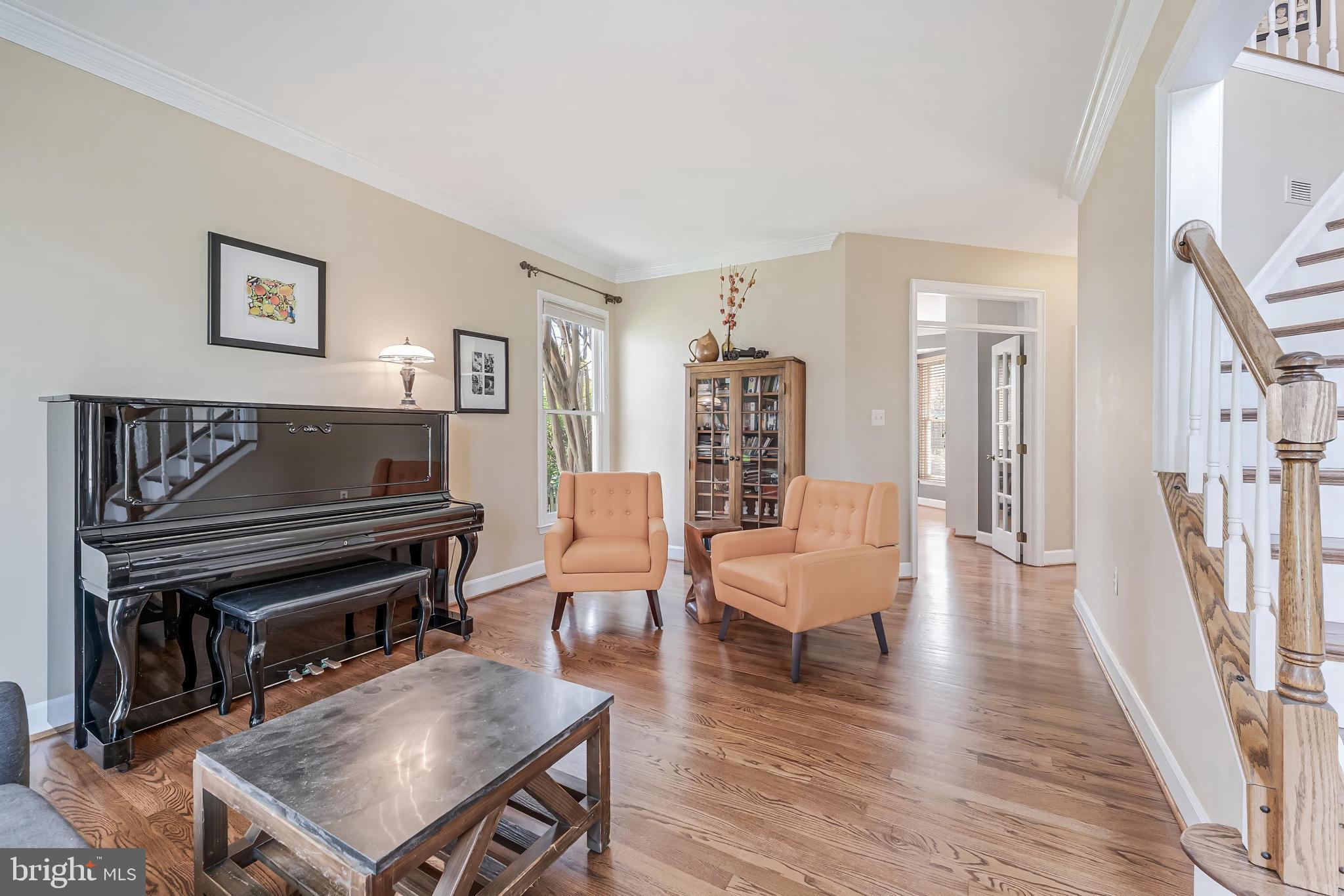 CHANTILLY HIGHLANDS - Residential