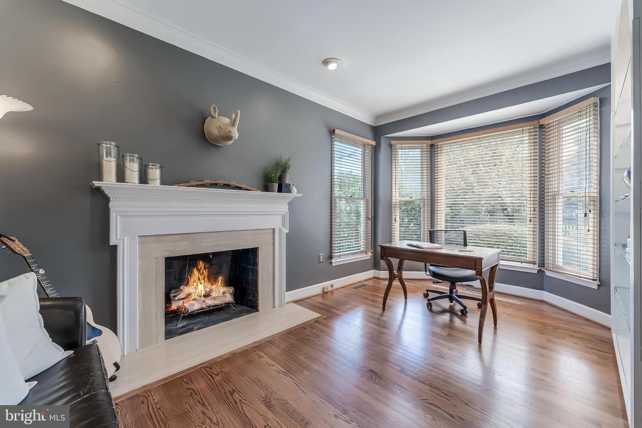 CHANTILLY HIGHLANDS - Residential