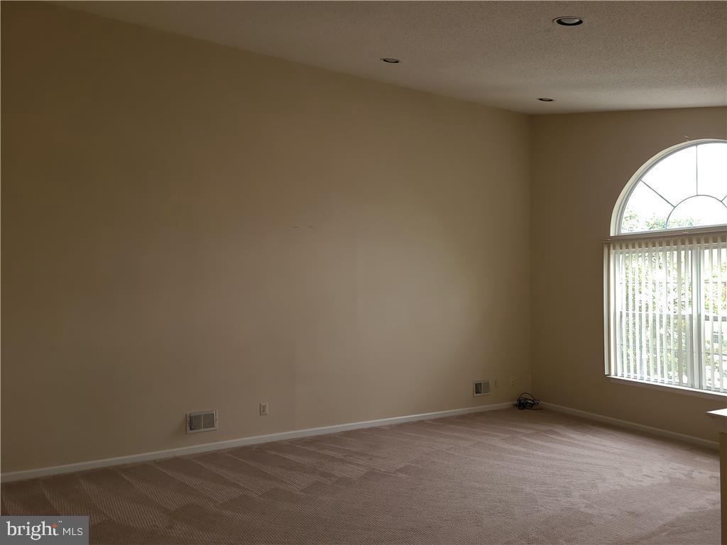 SOCIETY HILL - Residential Lease