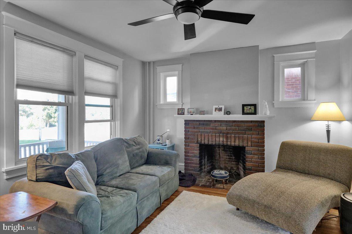 HAMILTON PARK - Residential