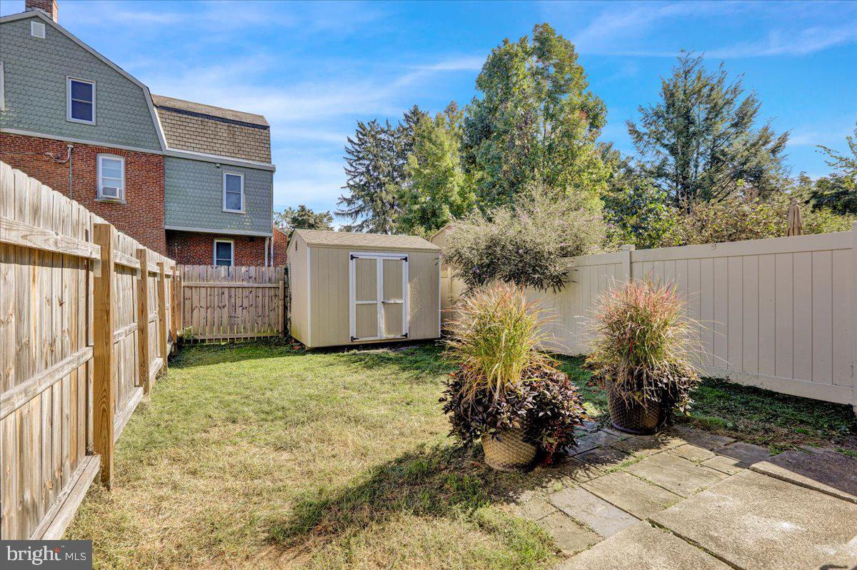 HAMILTON PARK - Residential