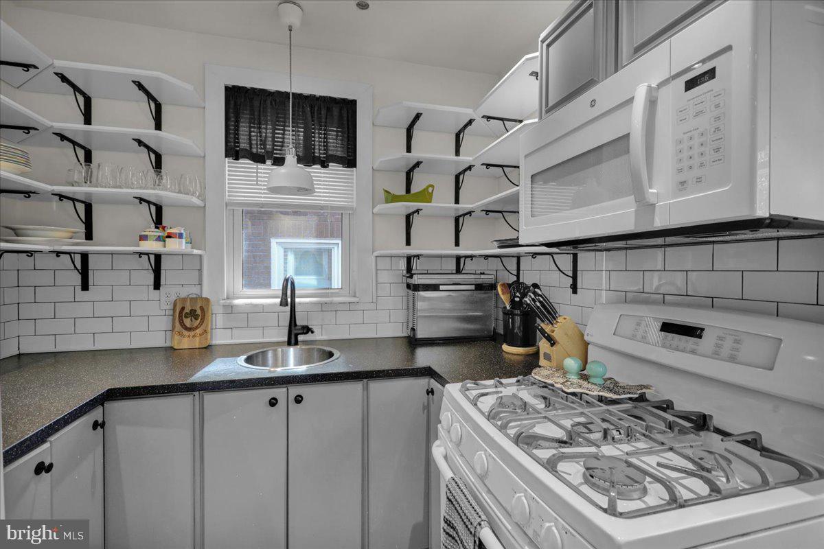 HAMILTON PARK - Residential