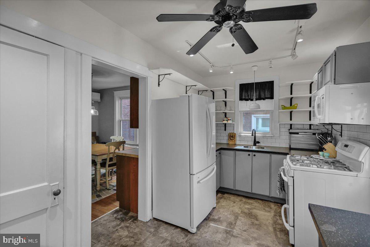 HAMILTON PARK - Residential