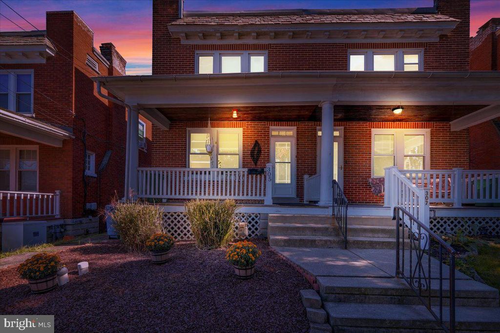 Photo of 305 Rider Ave, Lancaster, PA 17603 (MLS # PALA2058724)