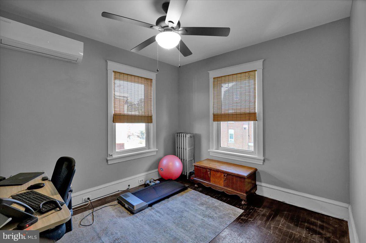 HAMILTON PARK - Residential