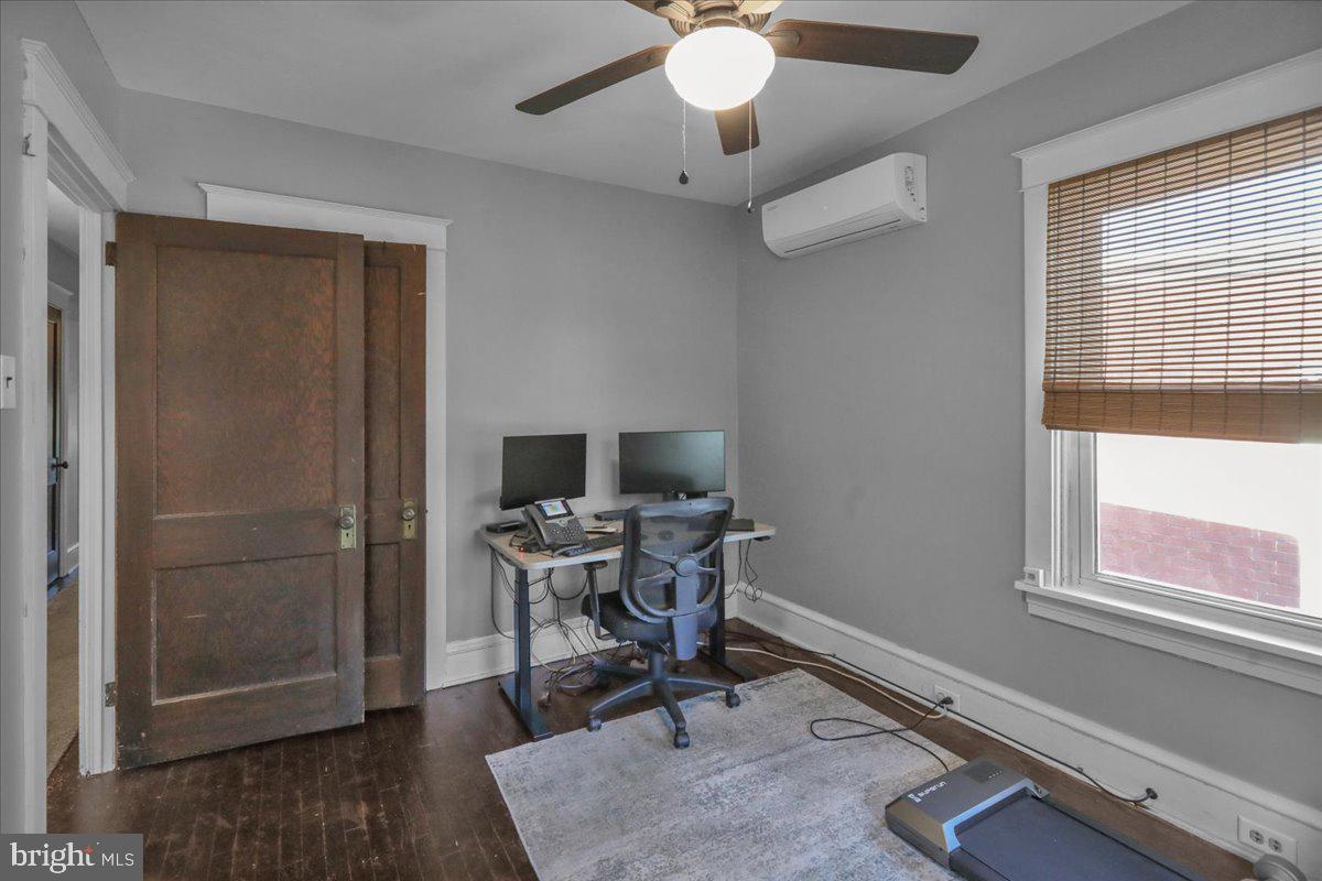 HAMILTON PARK - Residential