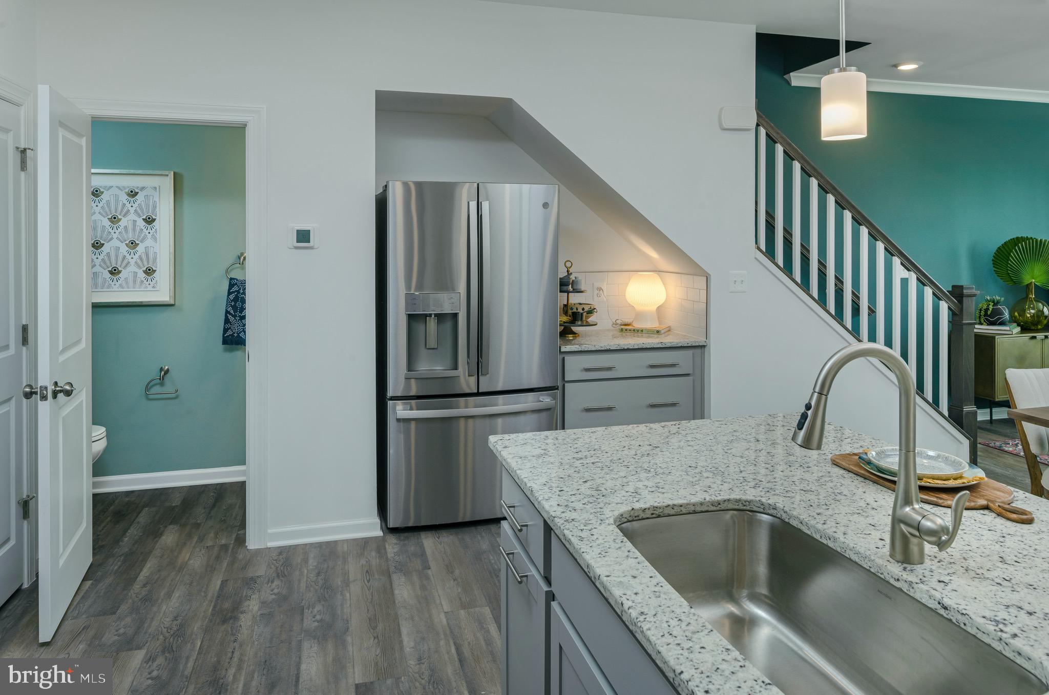 METRO WALK AT MOOREFIELD STATION - Residential