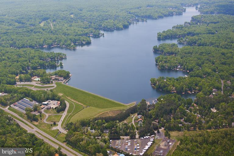 LAKE OF THE WOODS - Residential
