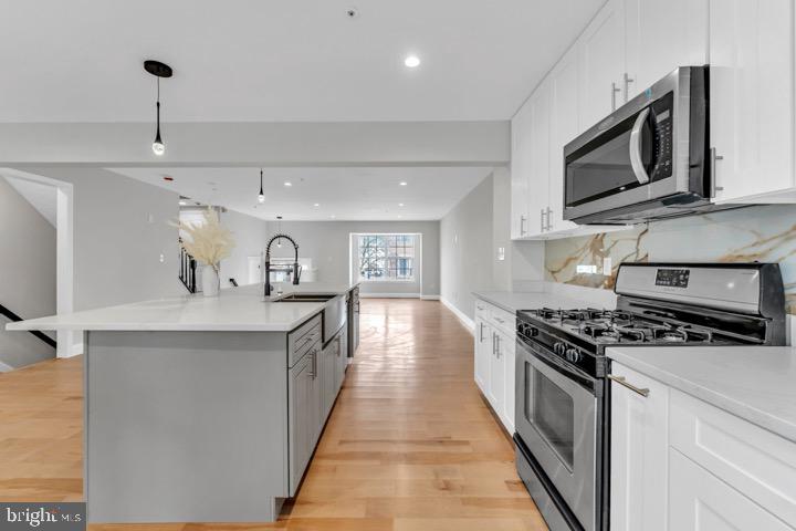 PIN OAK VILLAGE - Residential