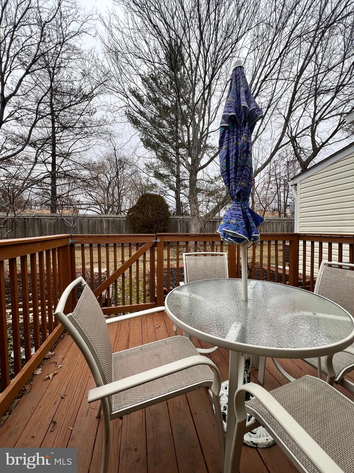 CHERRY VIEW PARK - Residential Lease