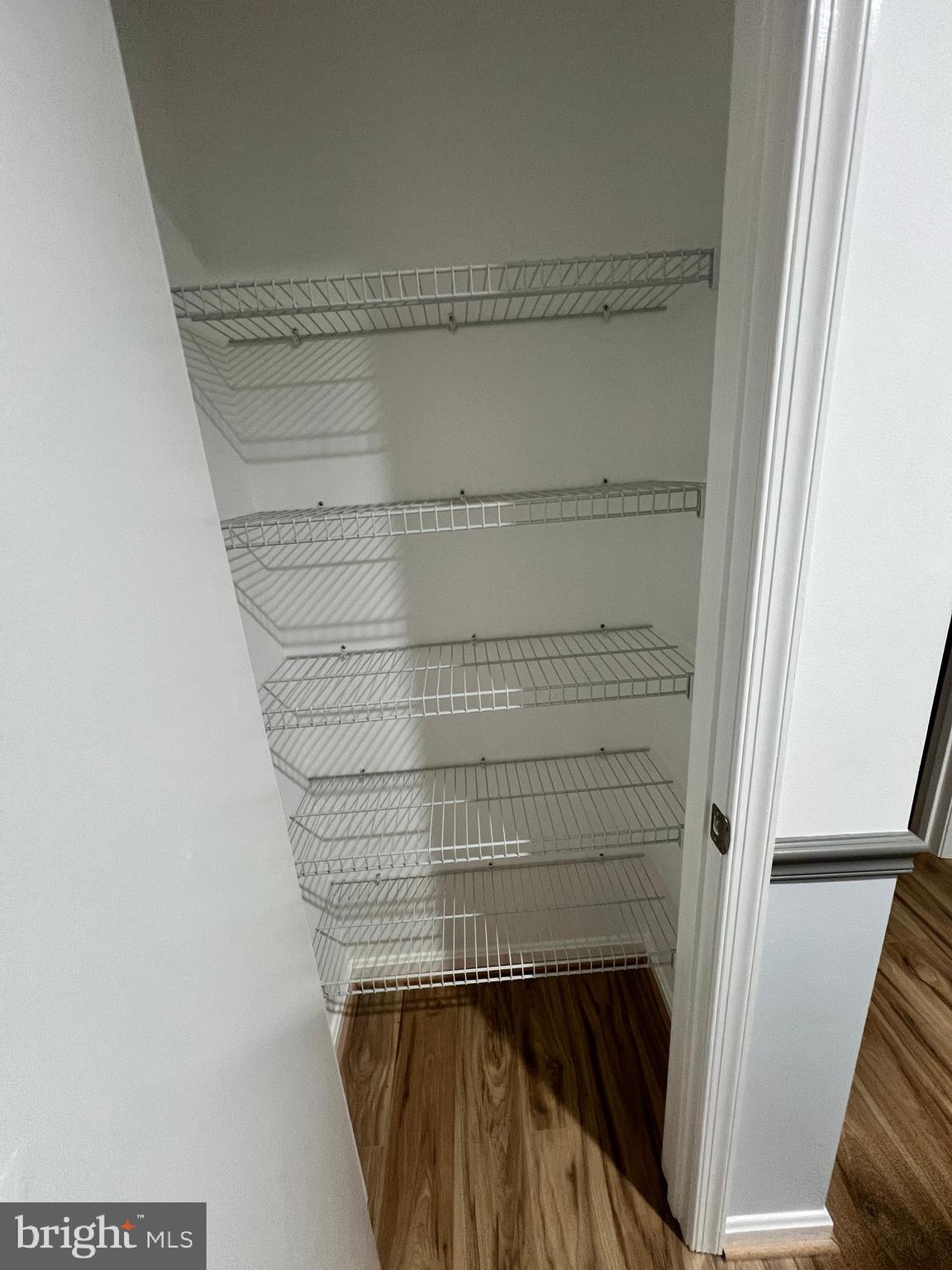 CHERRY VIEW PARK - Residential Lease