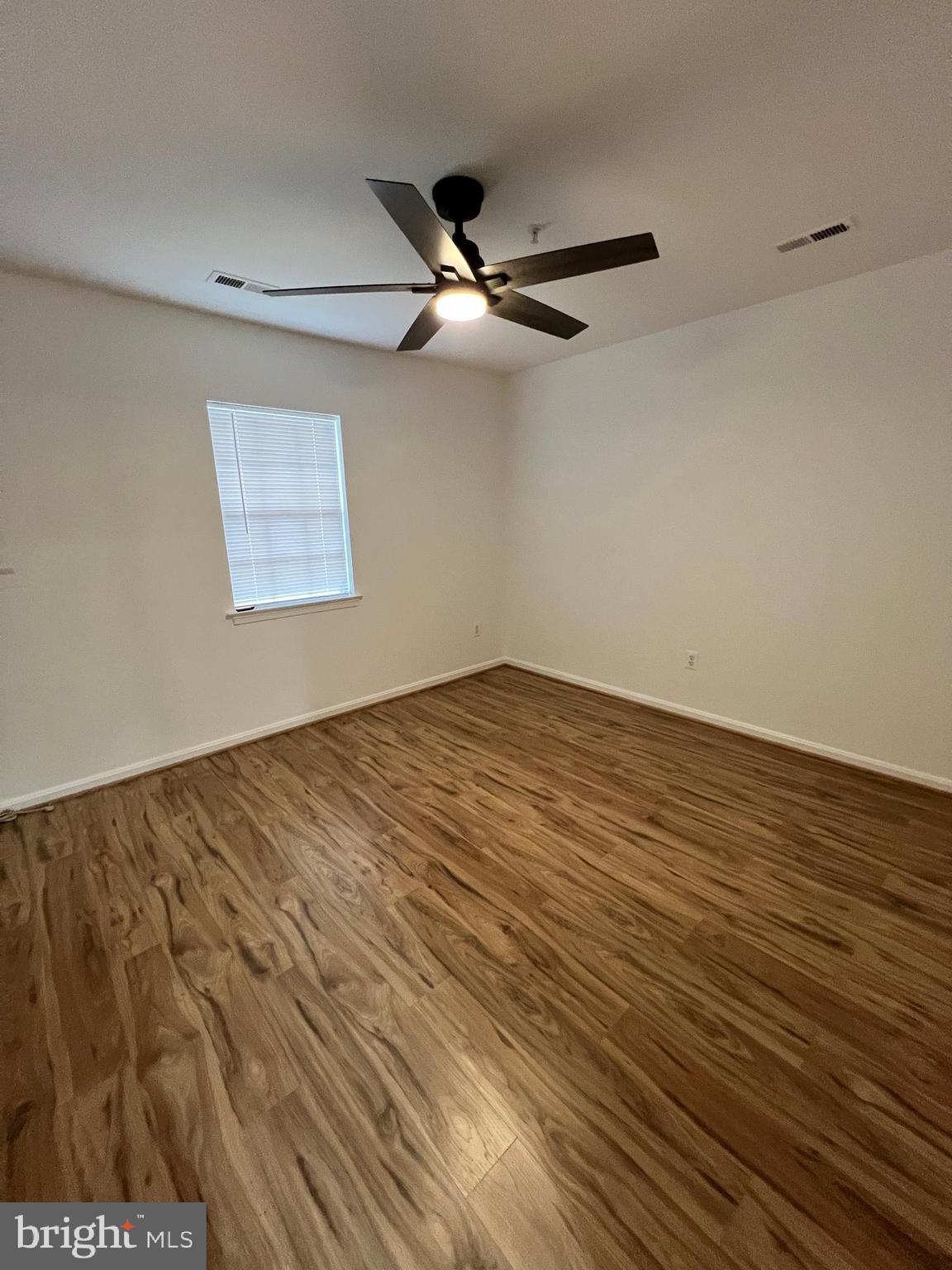 CHERRY VIEW PARK - Residential Lease