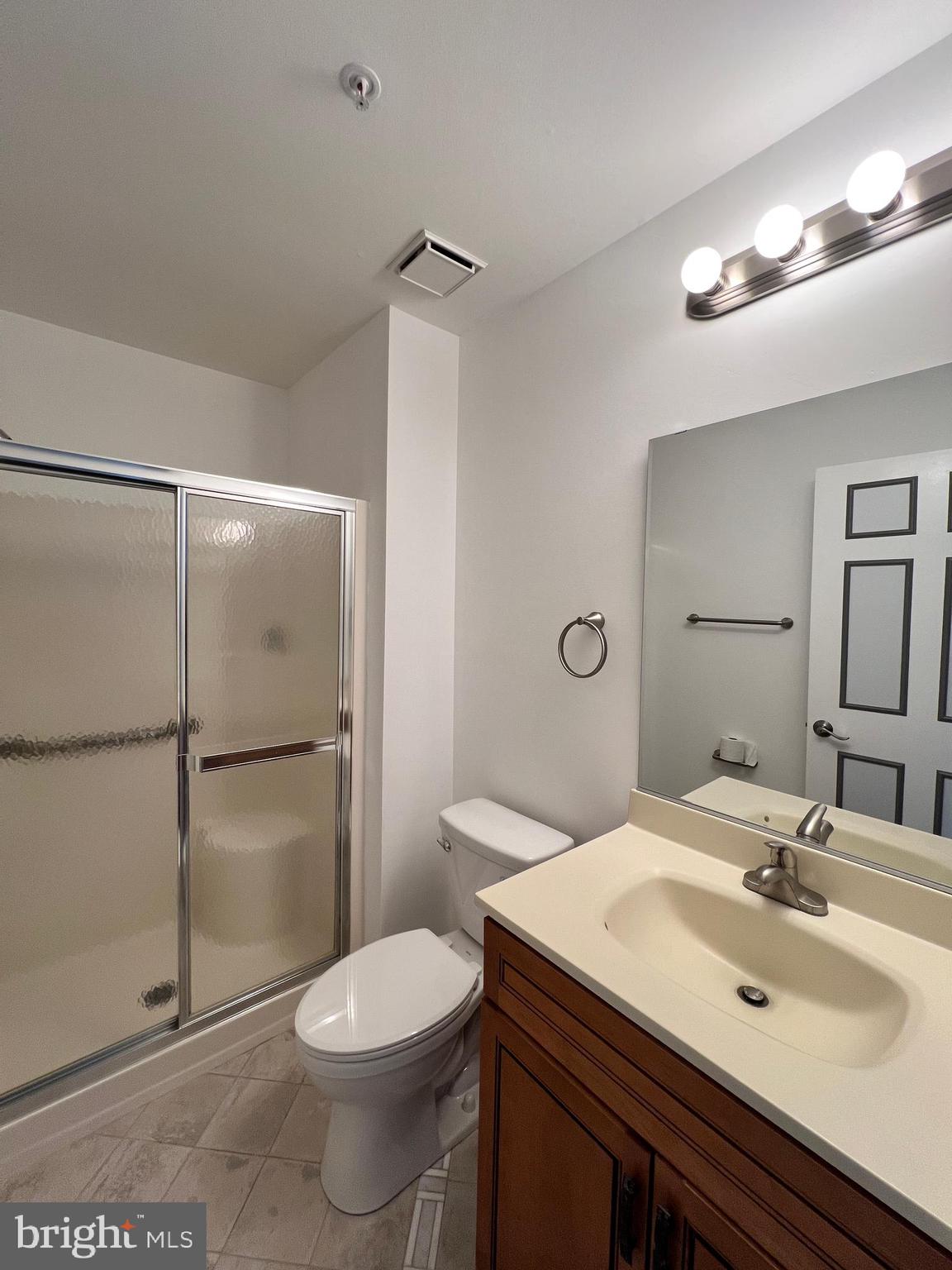 CHERRY VIEW PARK - Residential Lease