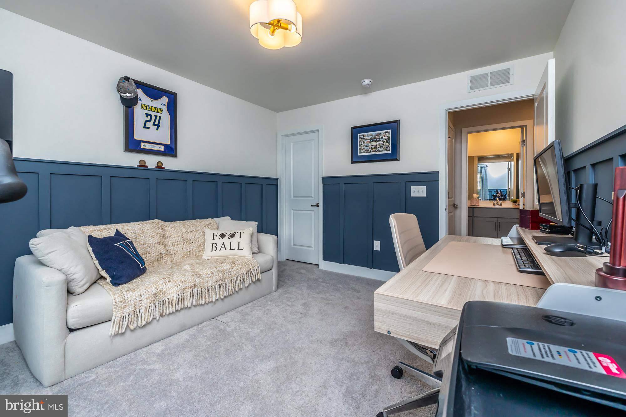 STEELPOINTE - Residential