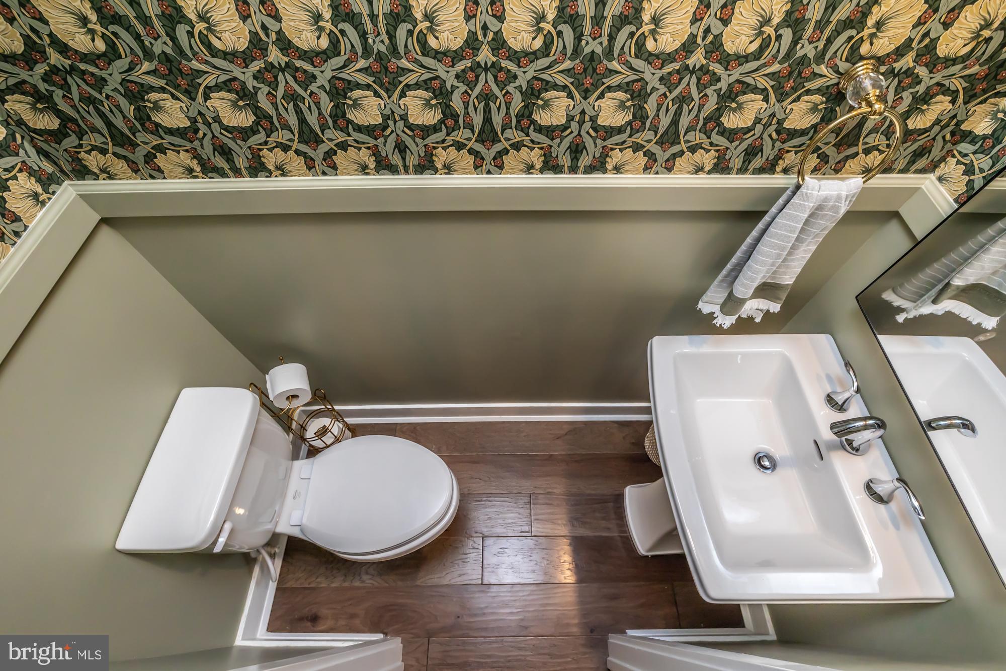 STEELPOINTE - Residential