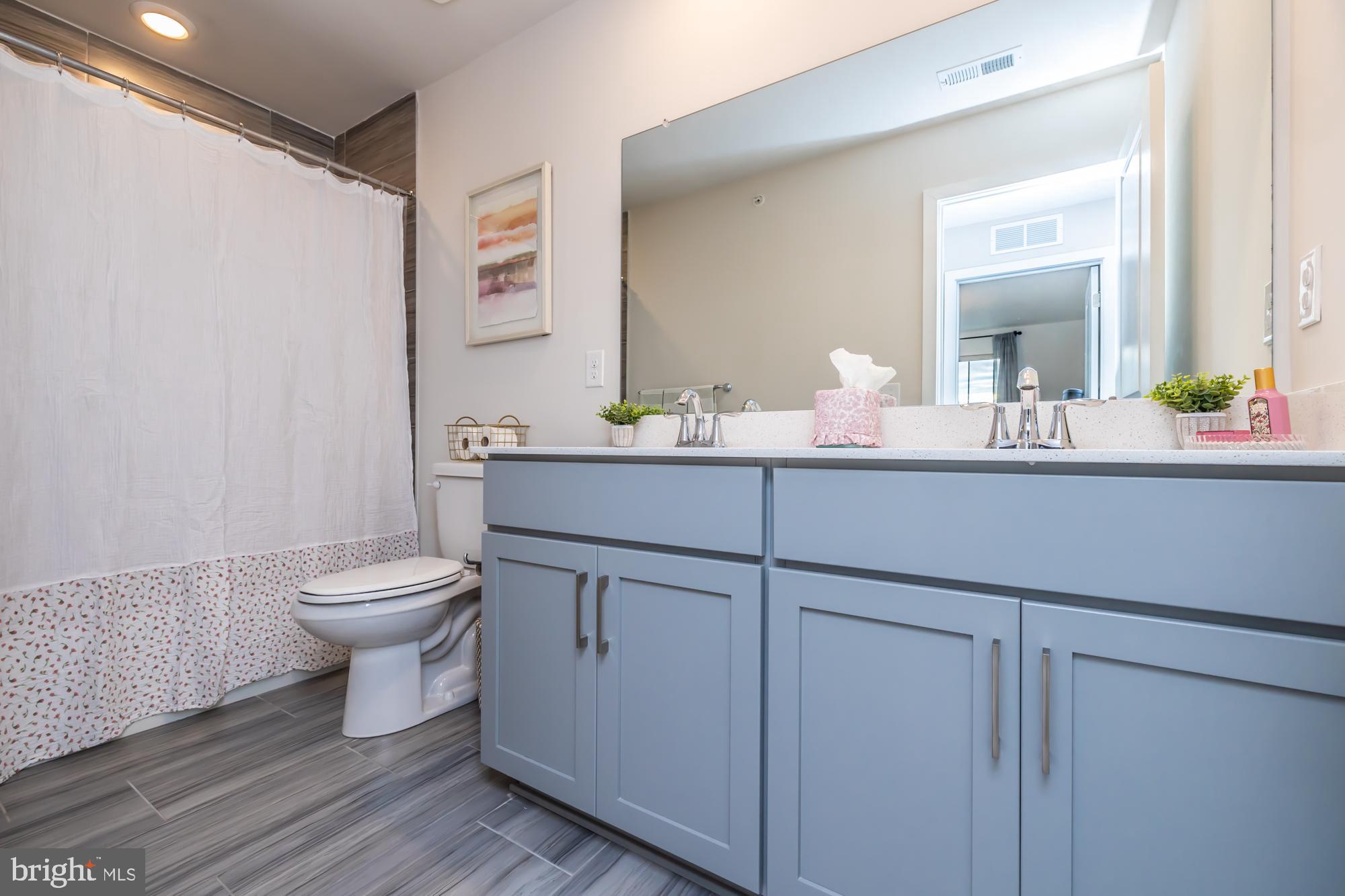 STEELPOINTE - Residential