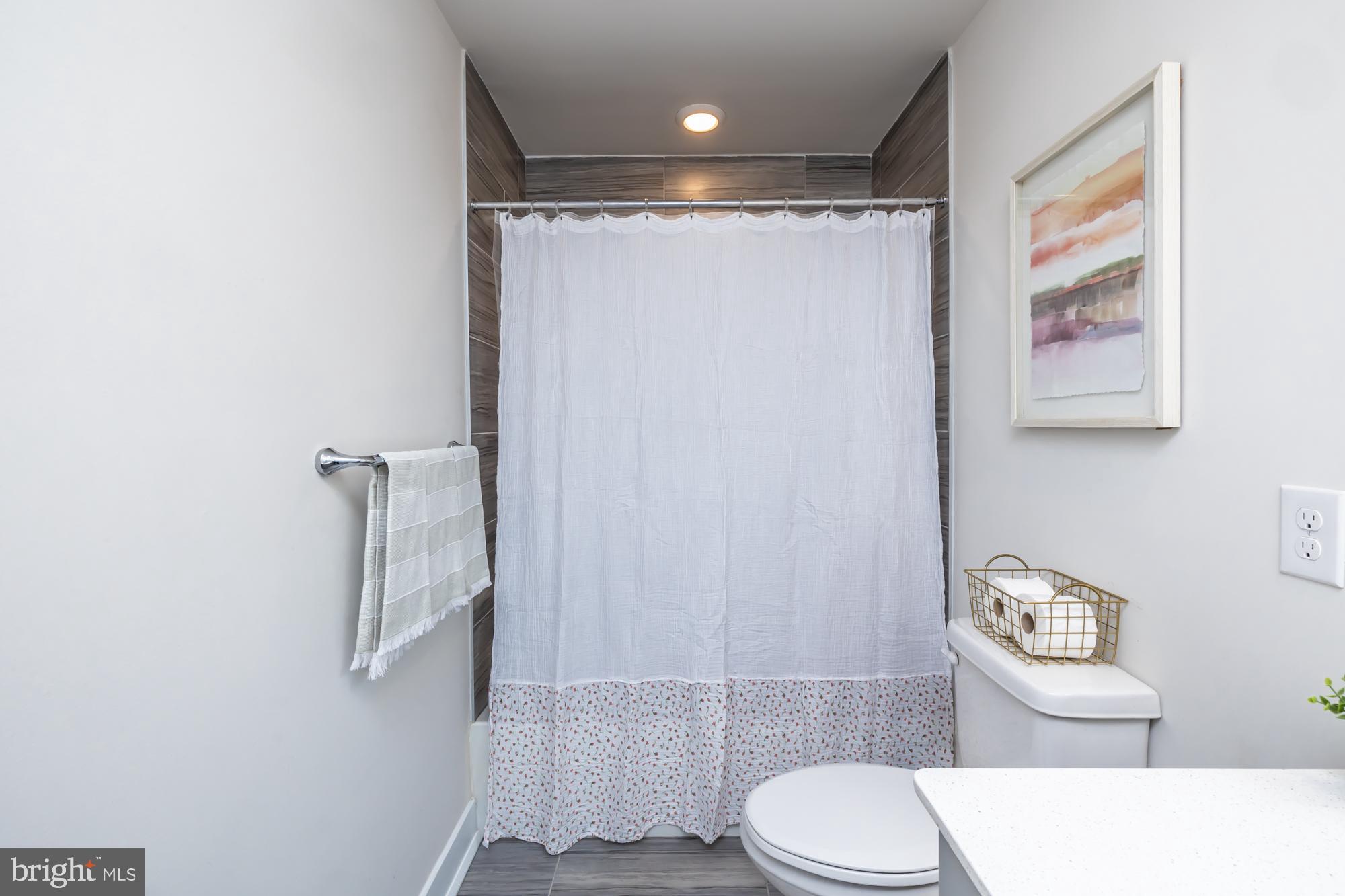 STEELPOINTE - Residential