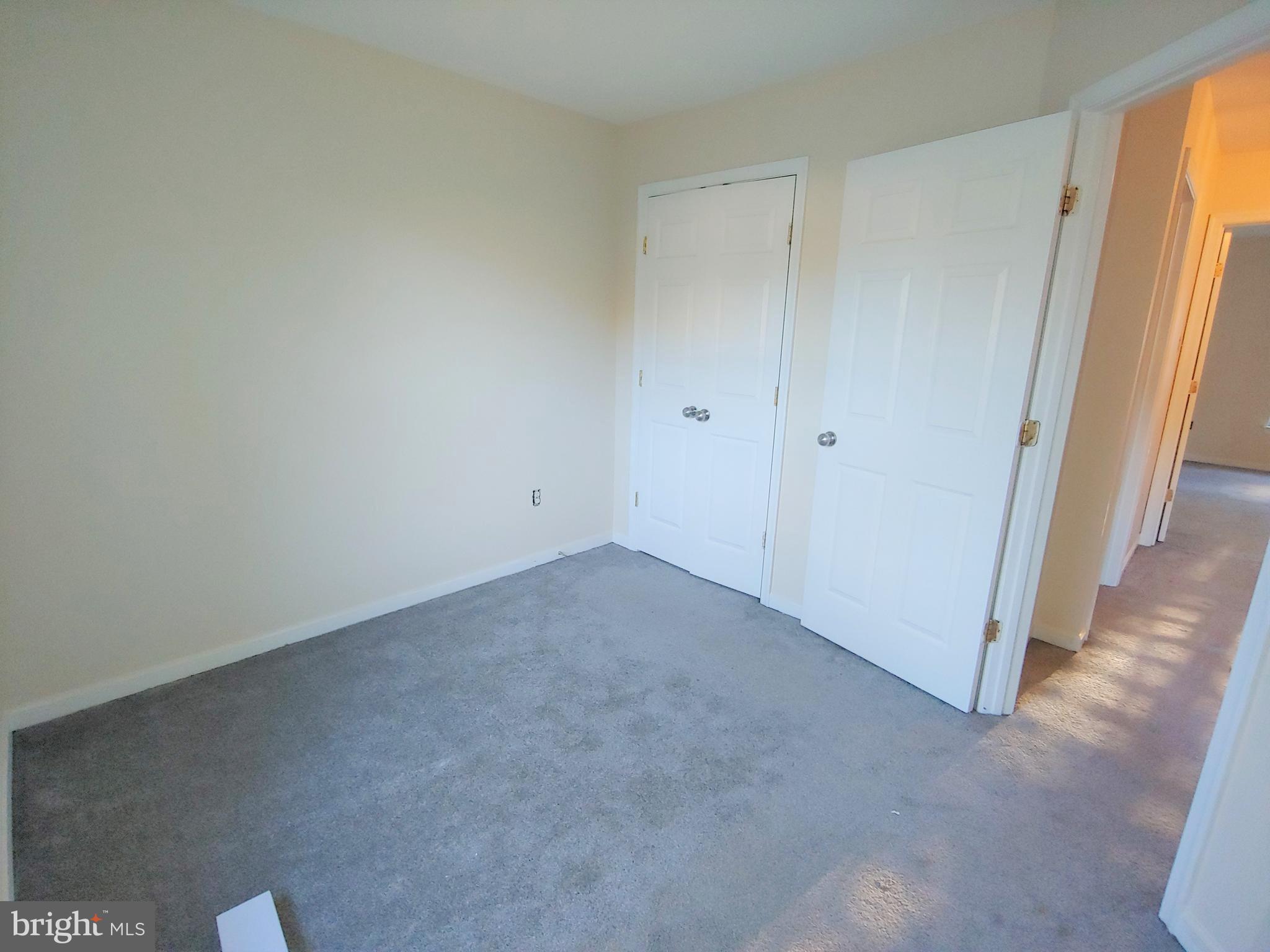 PINEY ORCHARD - Residential Lease