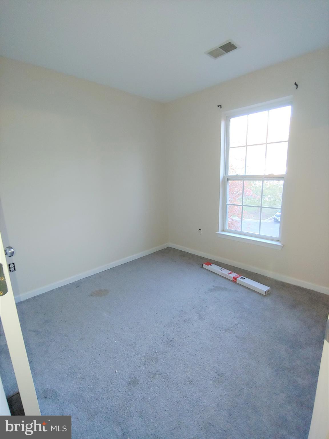 PINEY ORCHARD - Residential Lease