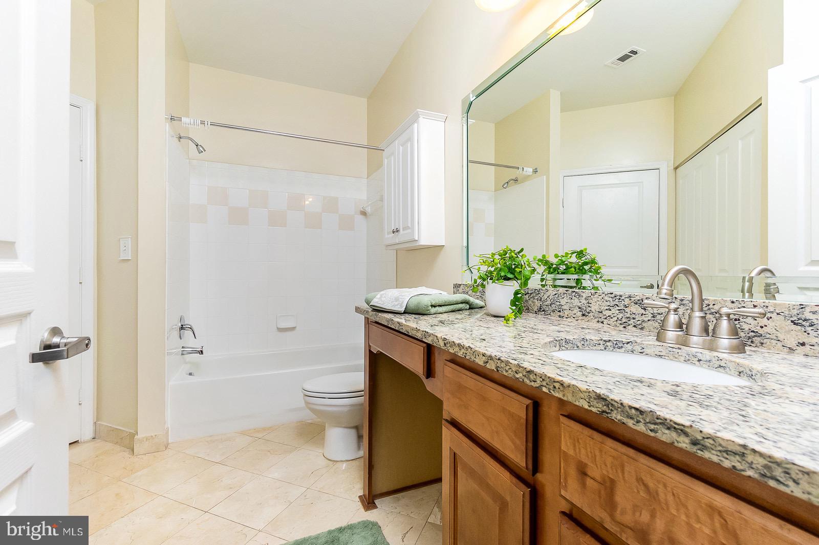 SAVOY AT RESTON TOWN CENTER - Residential Lease