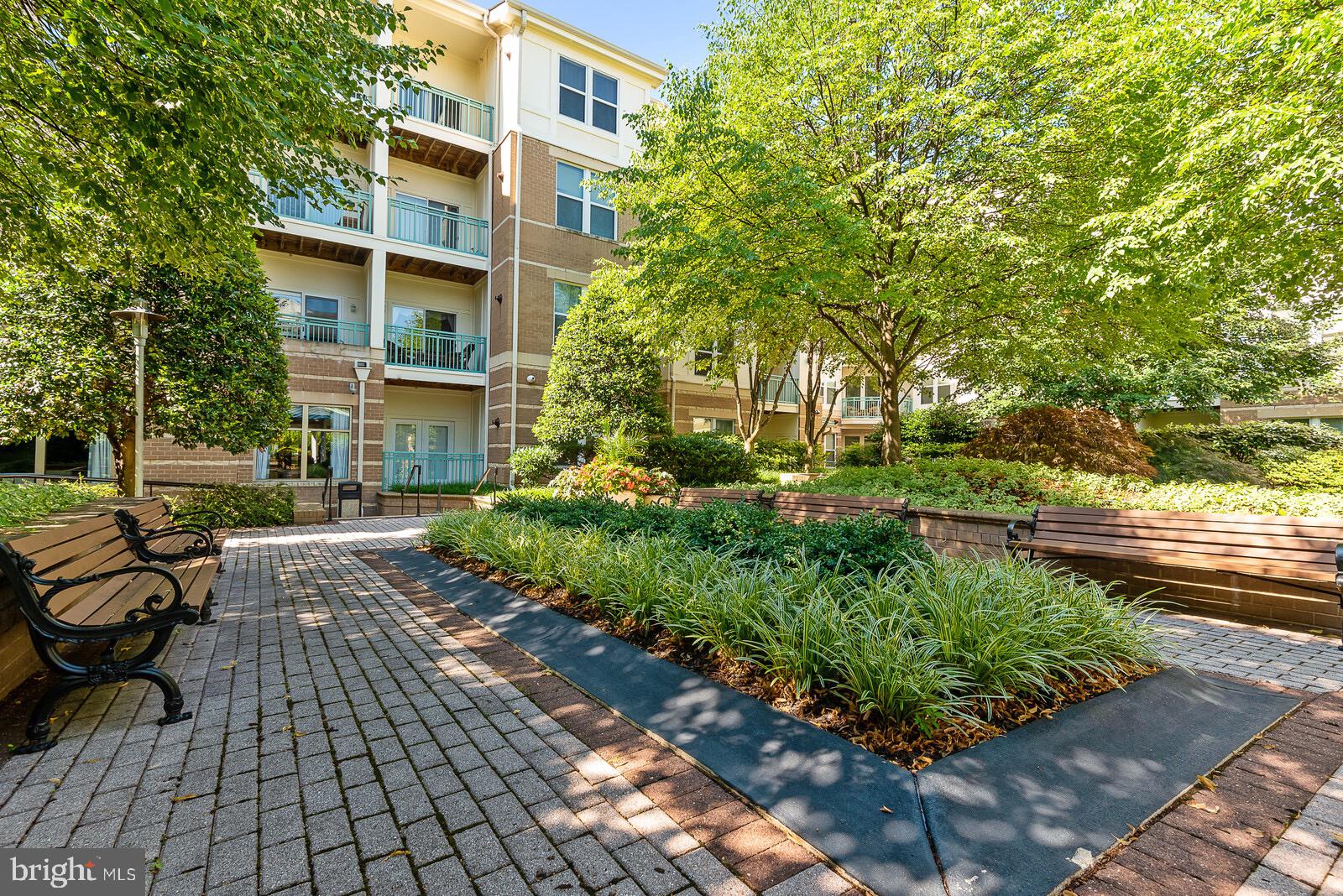 SAVOY AT RESTON TOWN CENTER - Residential Lease