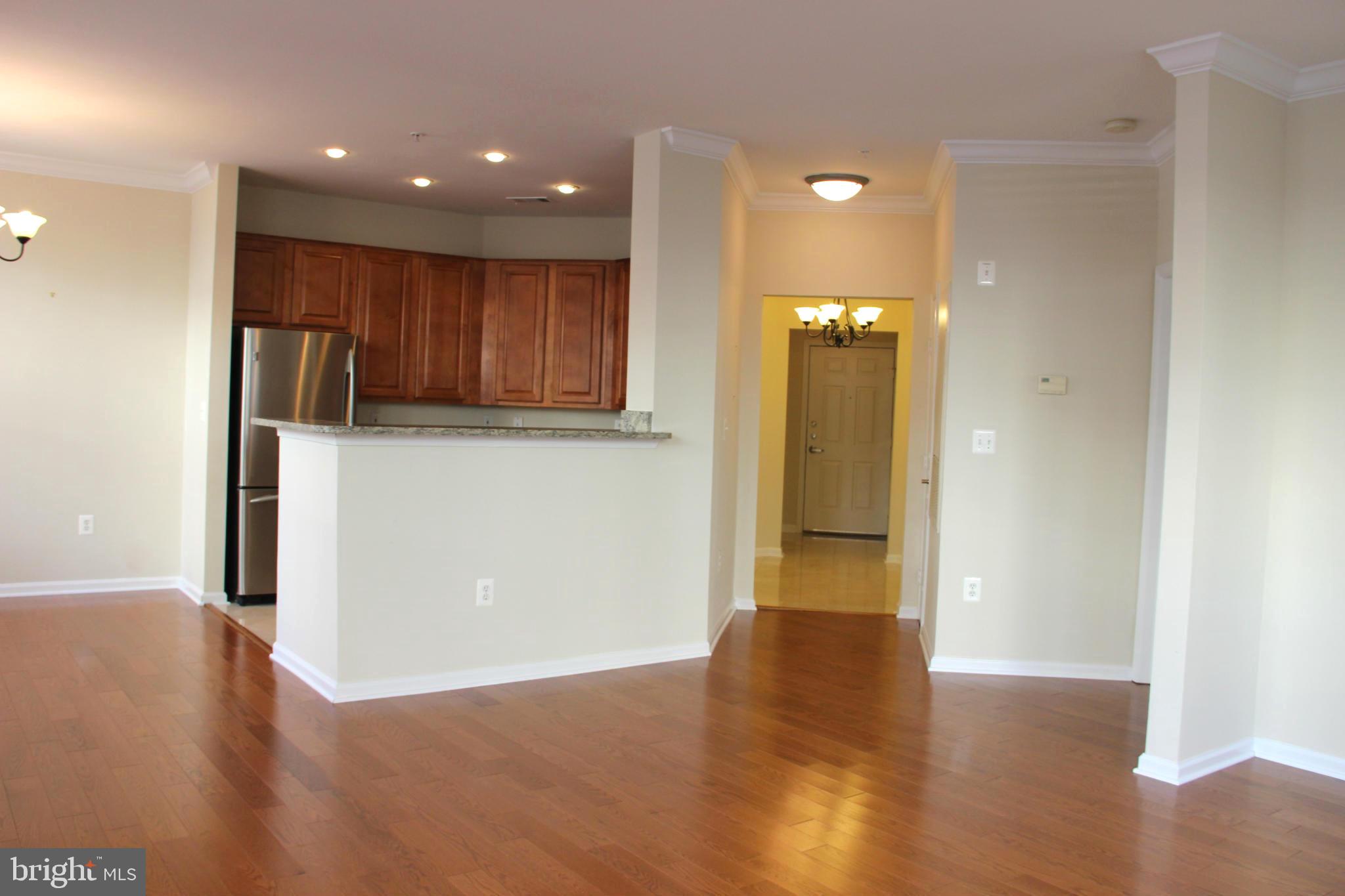 SAVOY AT RESTON TOWN CENTER - Residential Lease