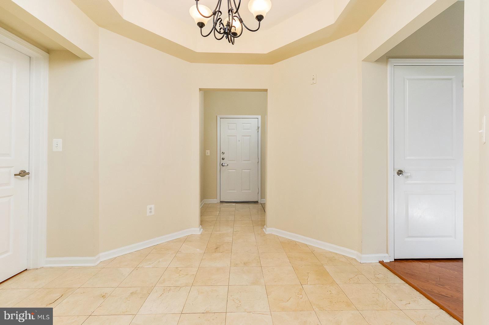 SAVOY AT RESTON TOWN CENTER - Residential Lease