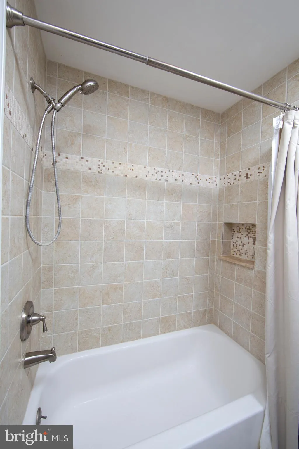 New Hope, Pennsylvania 18938, United States, 2 Bedrooms Bedrooms, ,2 BathroomsBathrooms,Residential,Active,4514