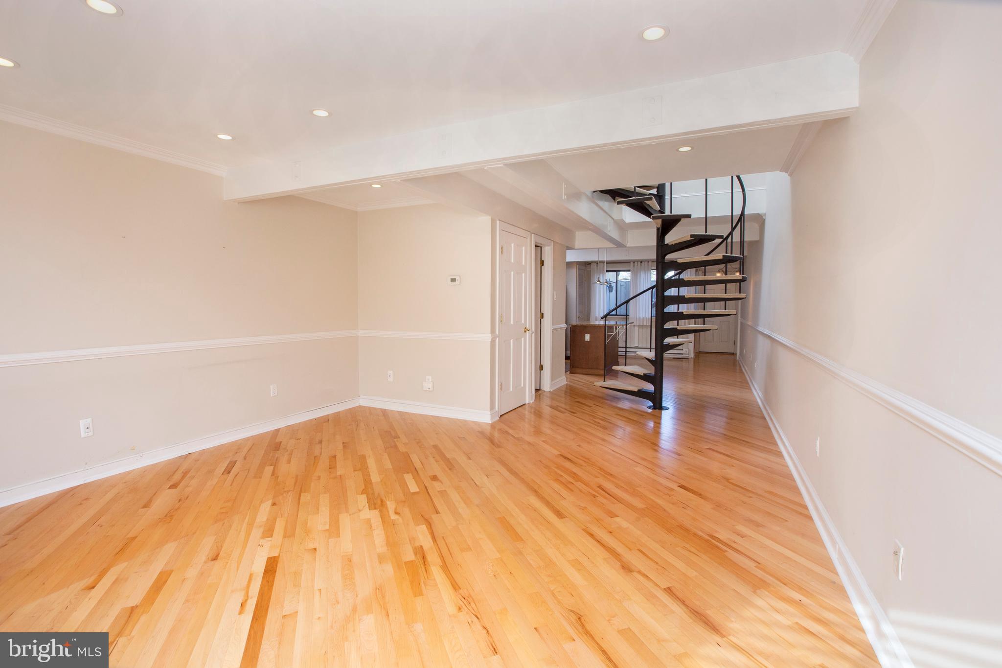 VILLAGE II - Residential Lease