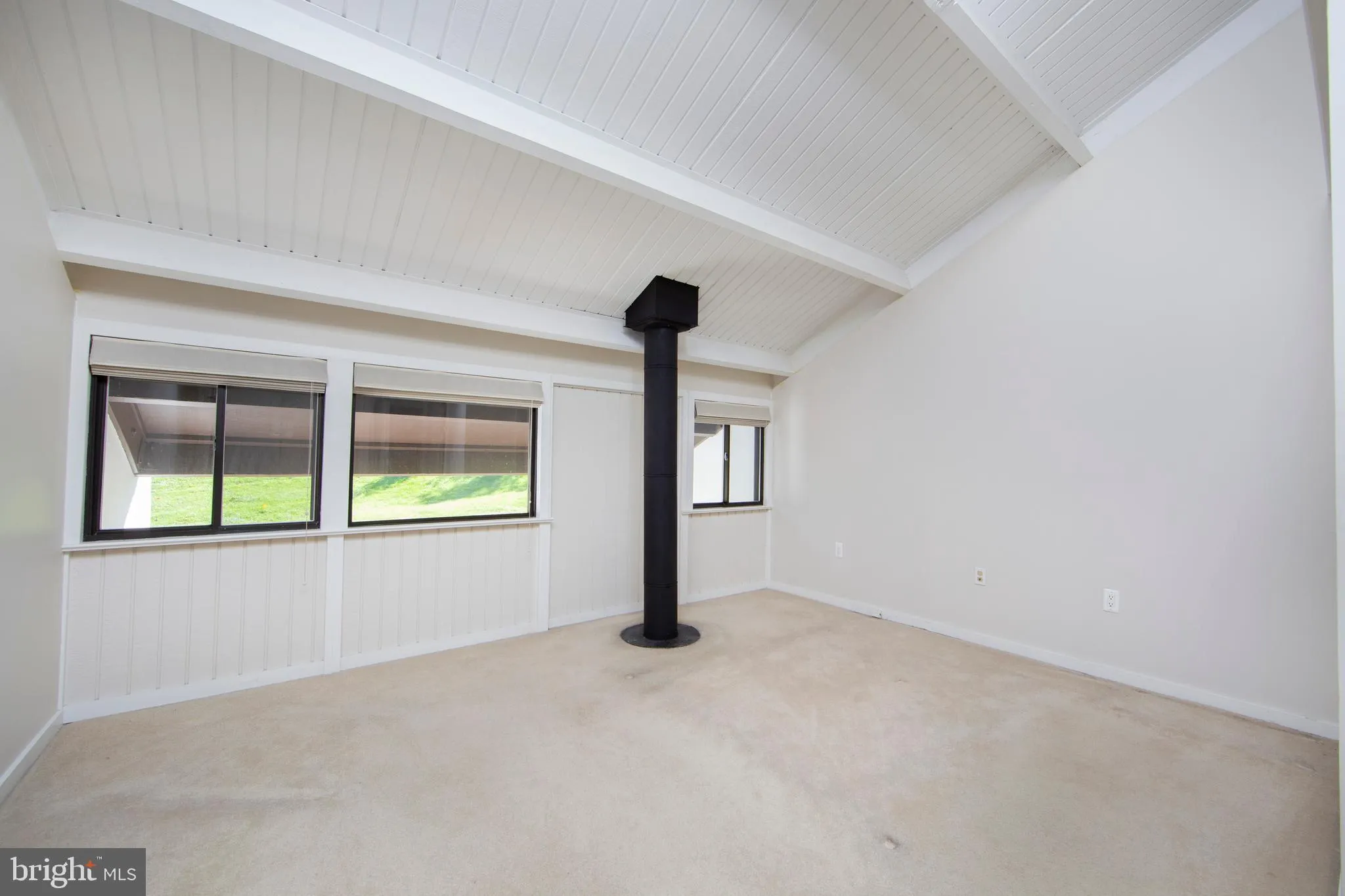 New Hope, Pennsylvania 18938, United States, 2 Bedrooms Bedrooms, ,2 BathroomsBathrooms,Residential,Active,4514