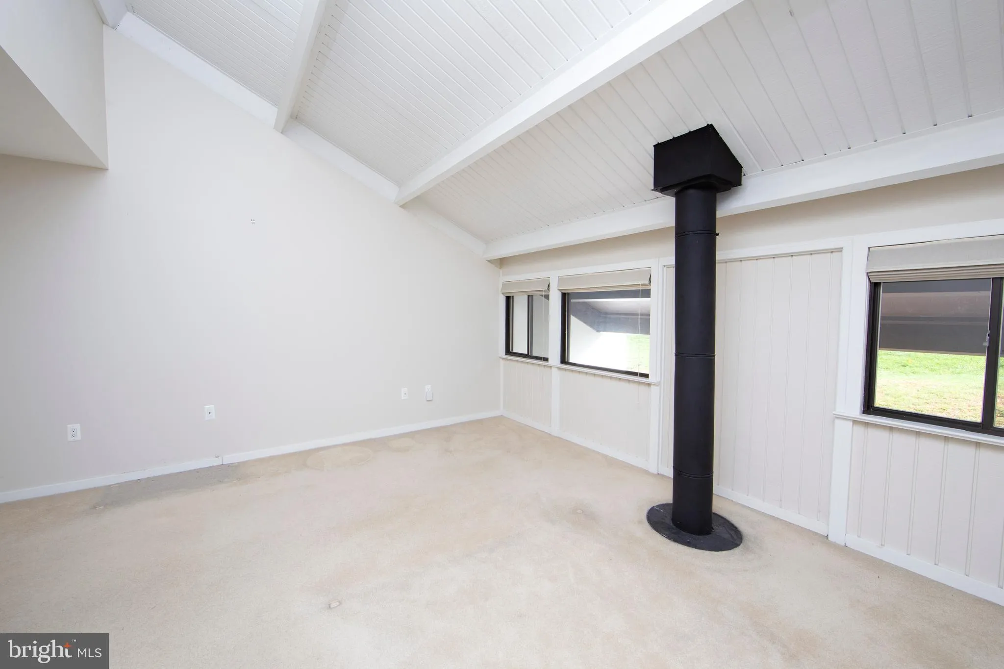 New Hope, Pennsylvania 18938, United States, 2 Bedrooms Bedrooms, ,2 BathroomsBathrooms,Residential,Active,4514