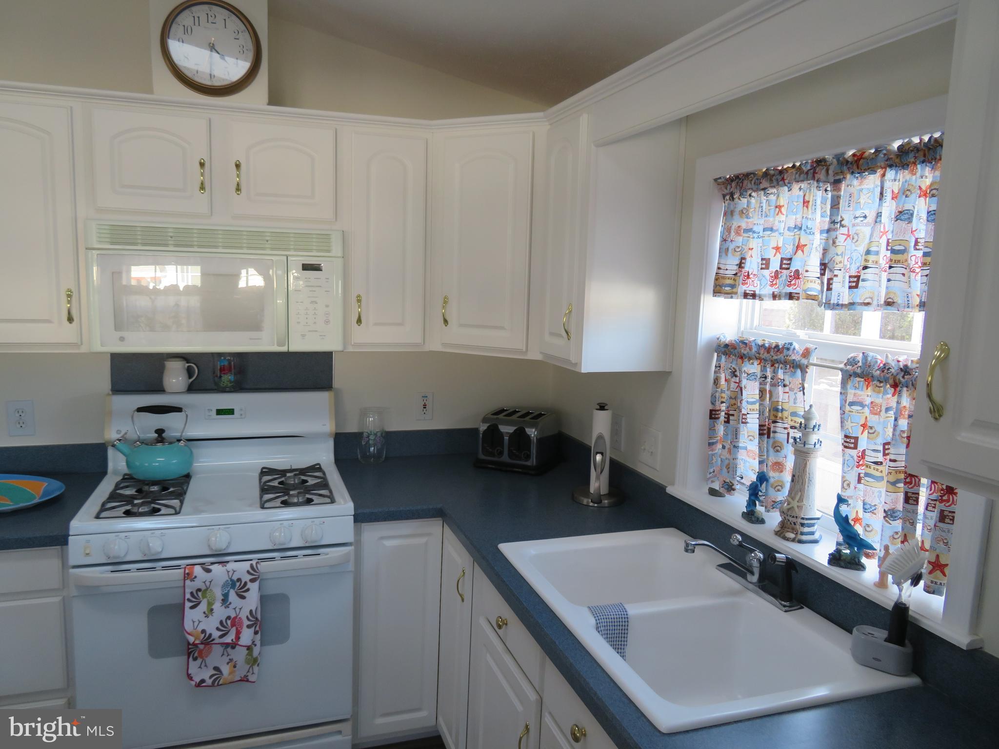 WHITE HORSE PARK PH 3 - Residential