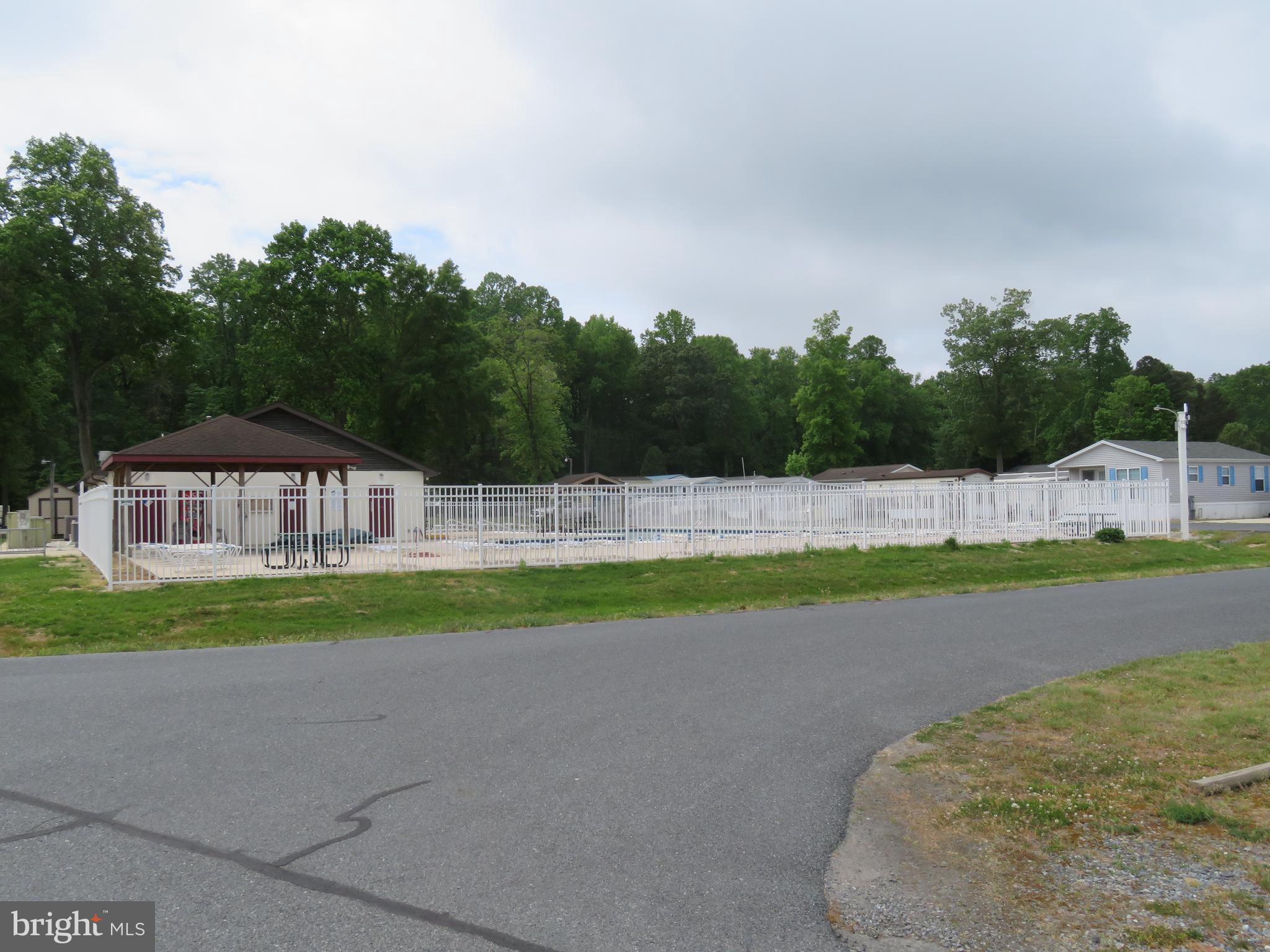 WHITE HORSE PARK PH 3 - Residential