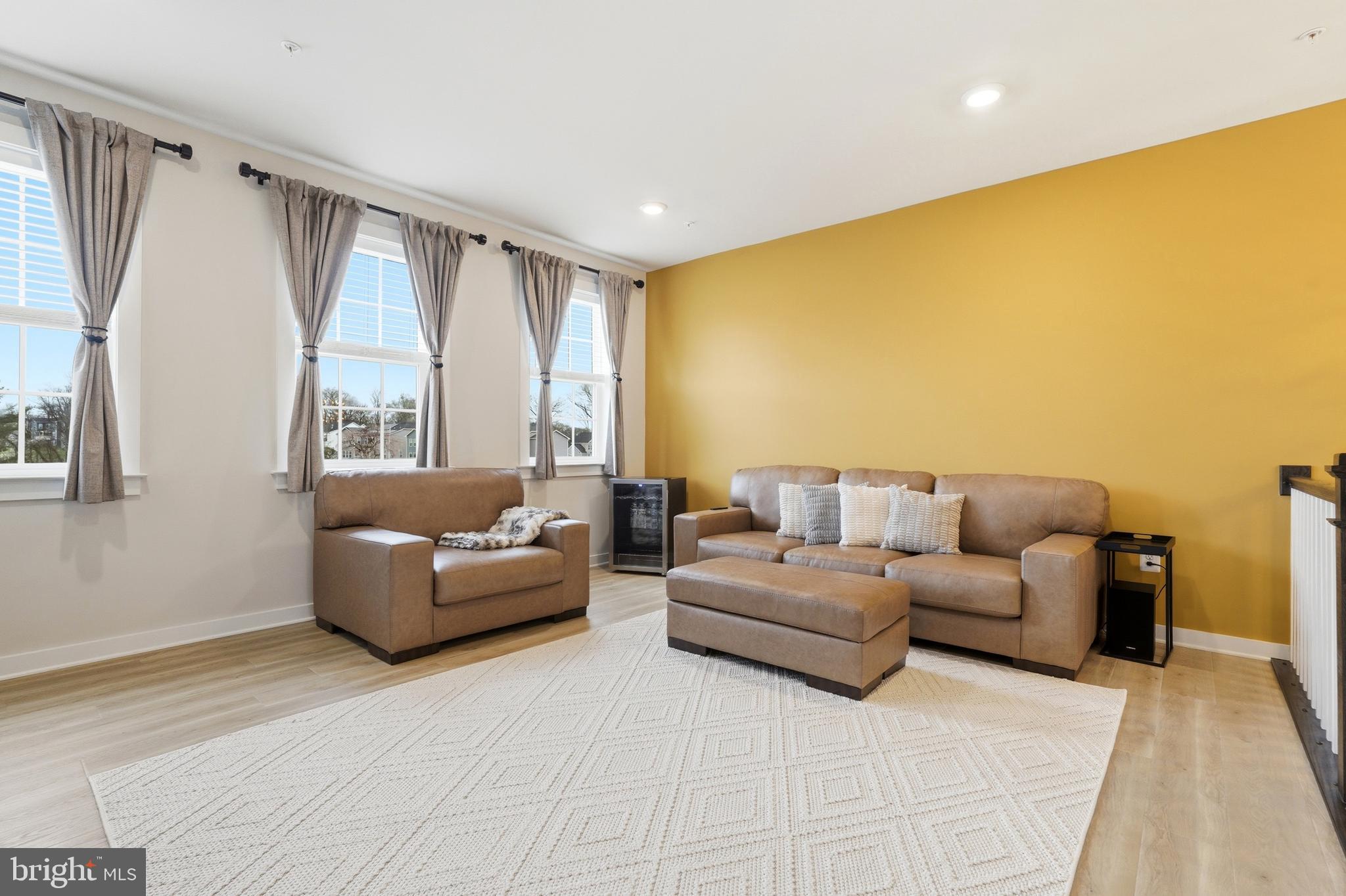 FAIRWAY ESTATES - Residential