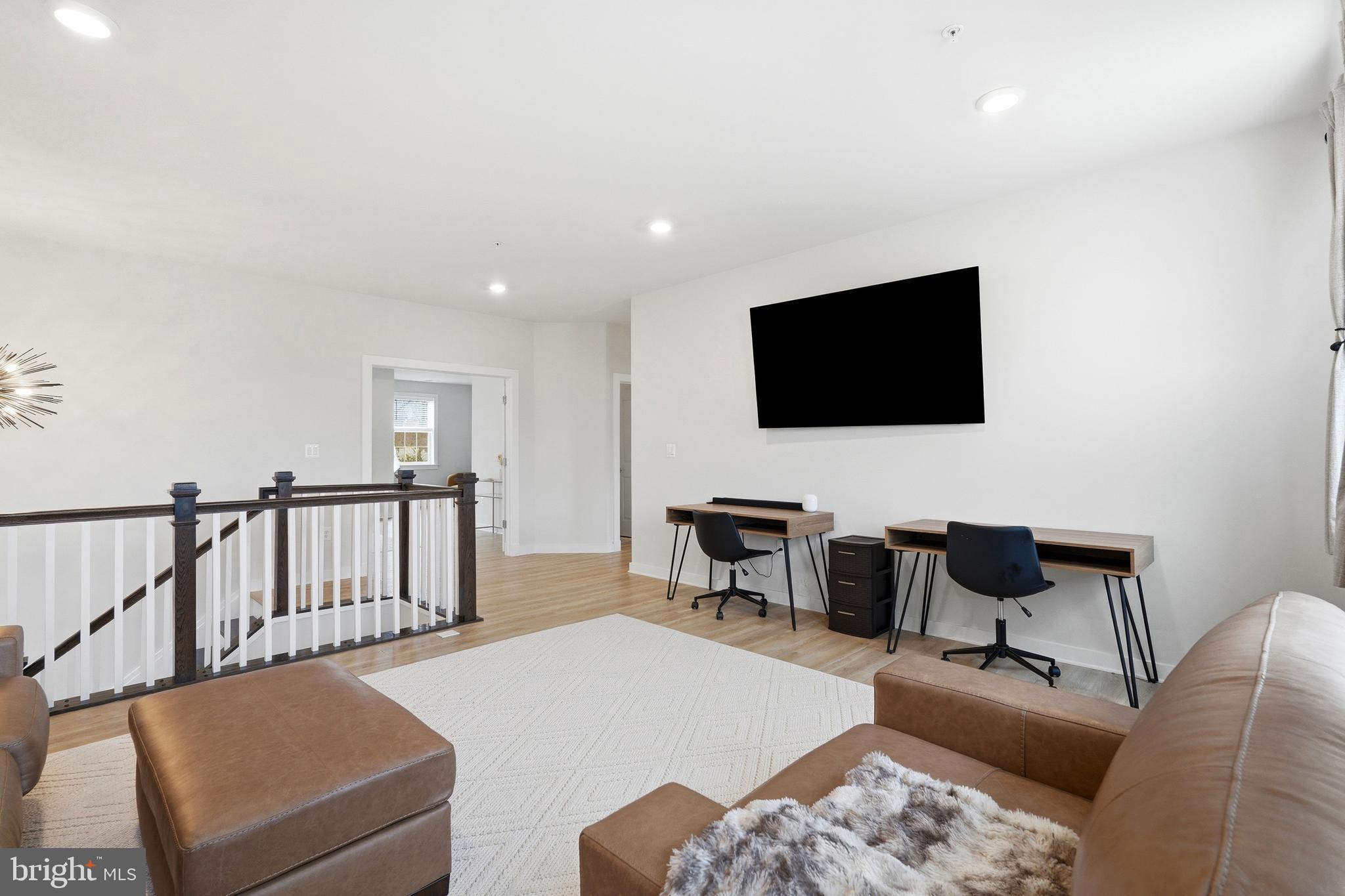 FAIRWAY ESTATES - Residential