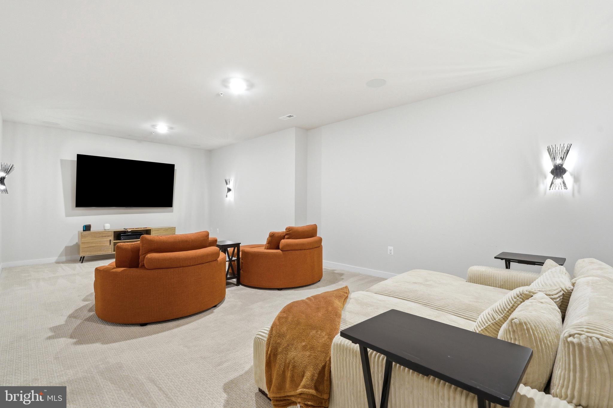 FAIRWAY ESTATES - Residential