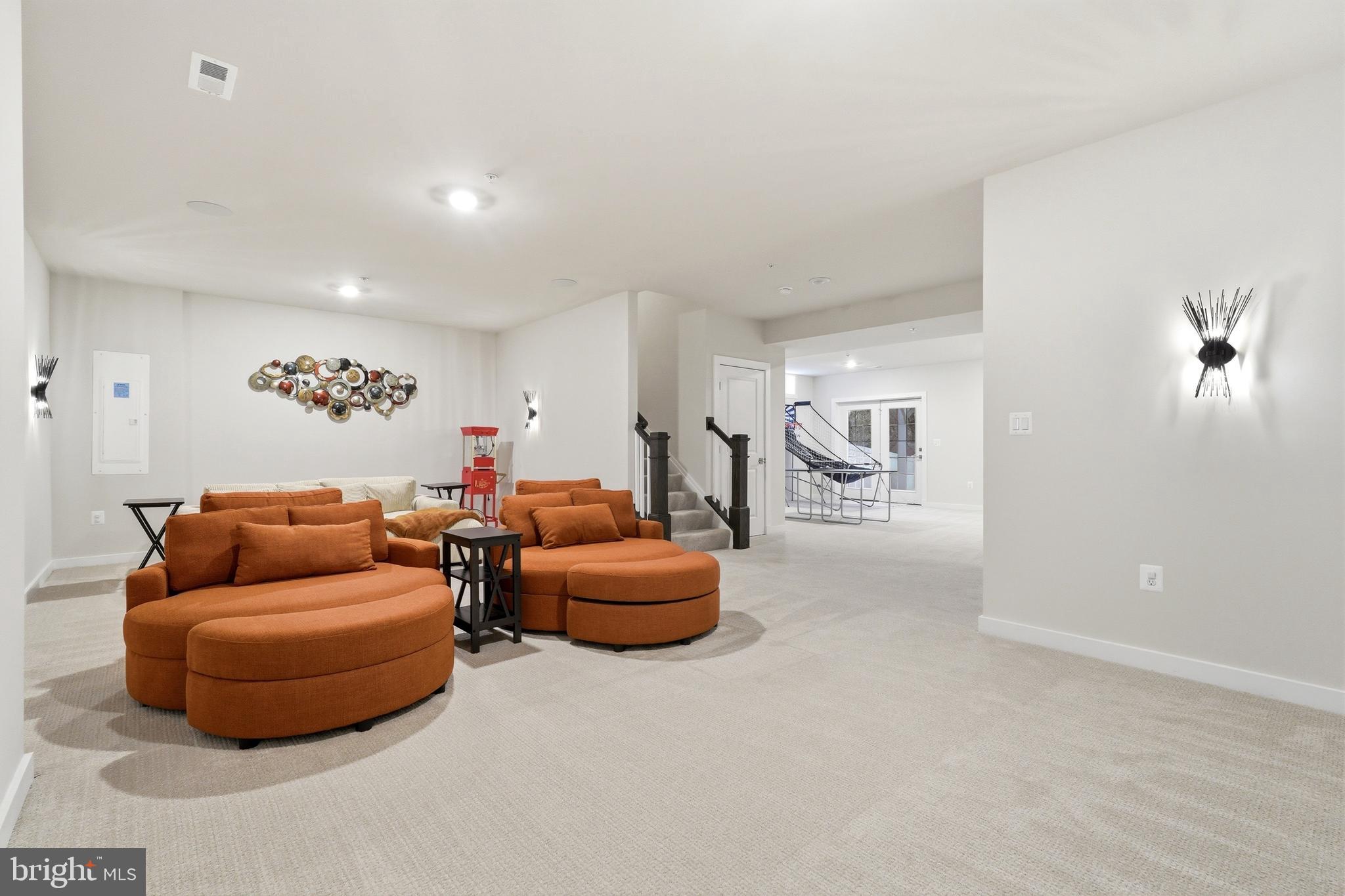 FAIRWAY ESTATES - Residential